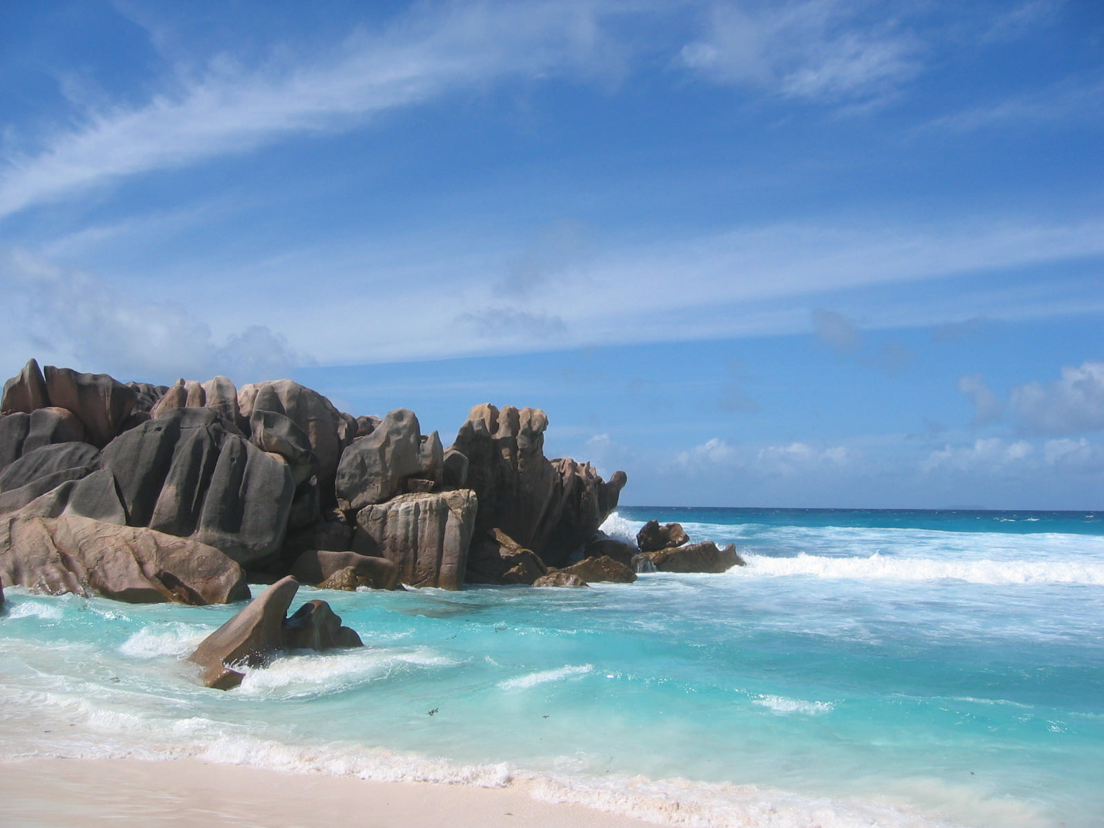 digue, View, La Digue, time, Seychelles, water, coastline, day, sand, scenics, Beach, cliff, stone, 720P, blue, travel, nature, sea, wave, sky, summer, HD Wallpaper