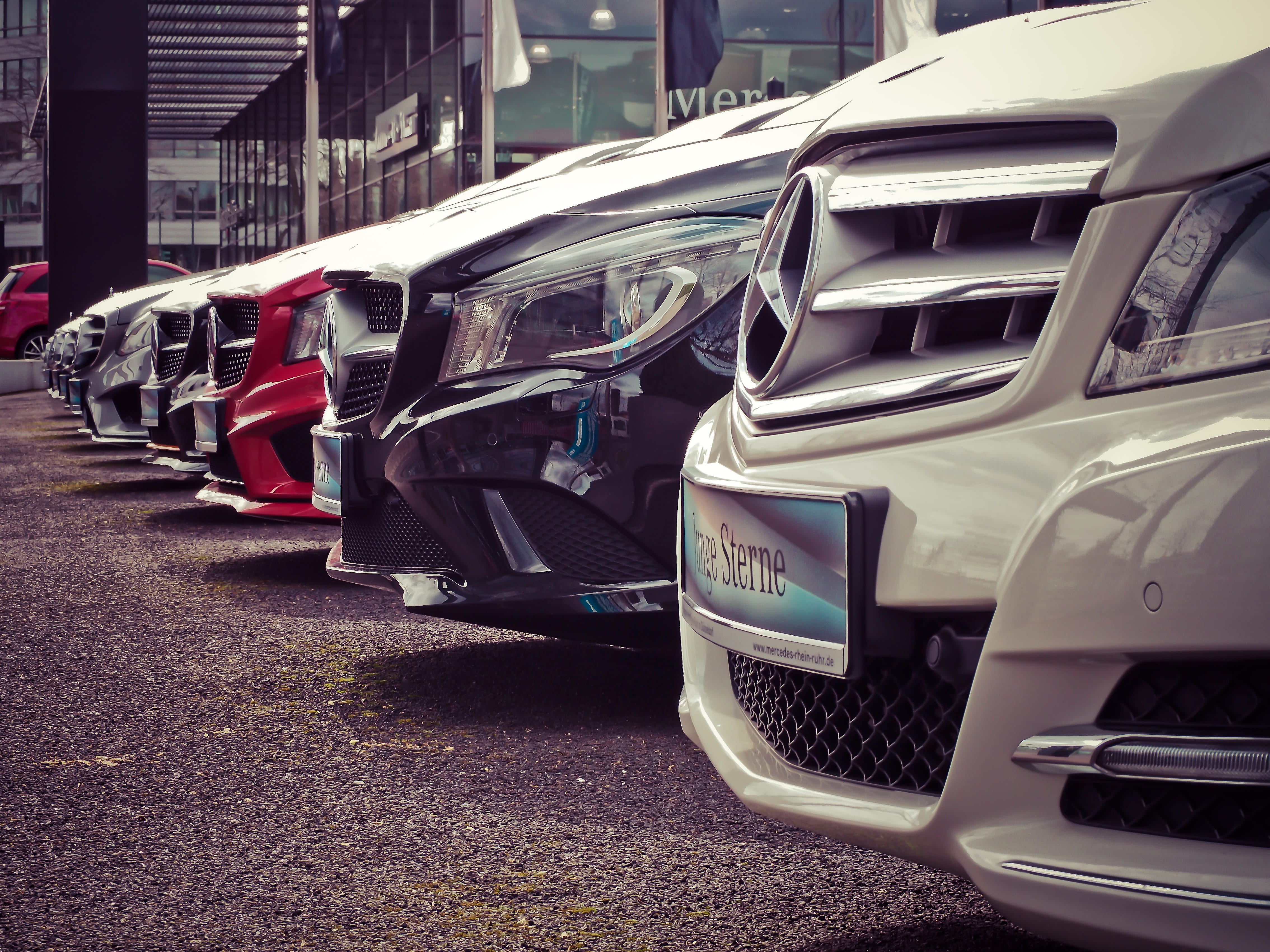 4K, motor vehicle, headlights, no people, street, parking lot, automobile, building exterior, city, luxury, communication, mercedes, chrome, outdoors, HD Wallpaper