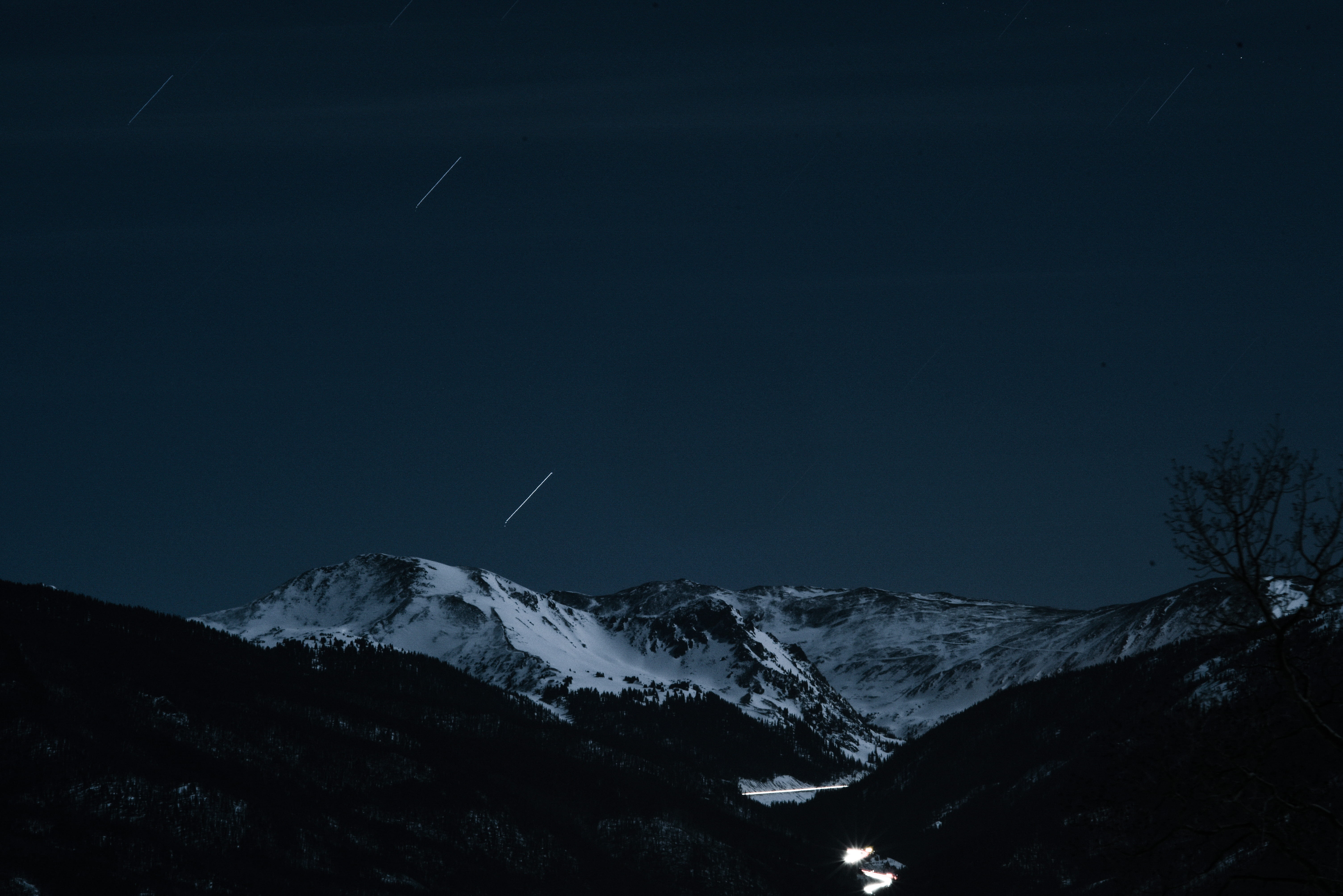 nature, snow, winter, cold temperature, covered, tranquility, night, mountain Range, illuminated, sky, white, night time, star - space, black mountain, HD Wallpaper