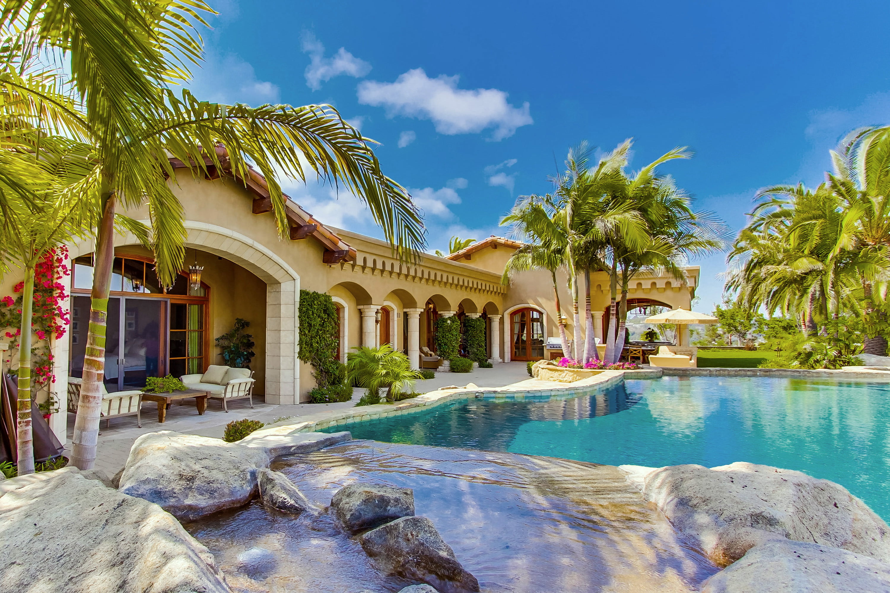 pool, sea, painted, tree, travel, tourism, famous Place, palm Tree, scenics, tropical Climate, beauty in nature, vacations, relaxation, outdoors, luxury, HD Wallpaper