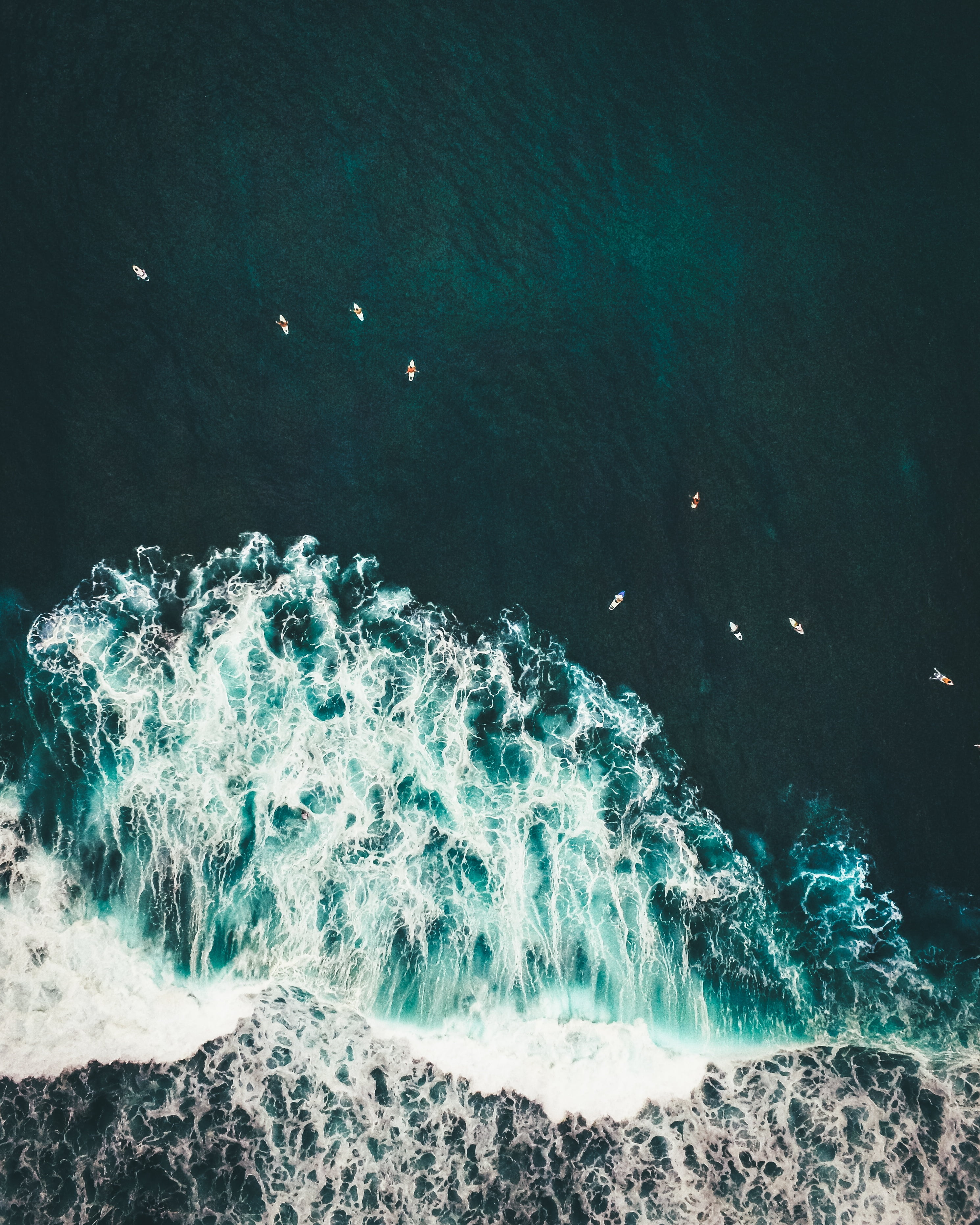 turquoise colored, aquatic sport, ocean, surf, day, long exposure, tropics, sea, water, flowing water, light - Natural Phenomenon, speed, view from above, Phone HD Wallpaper