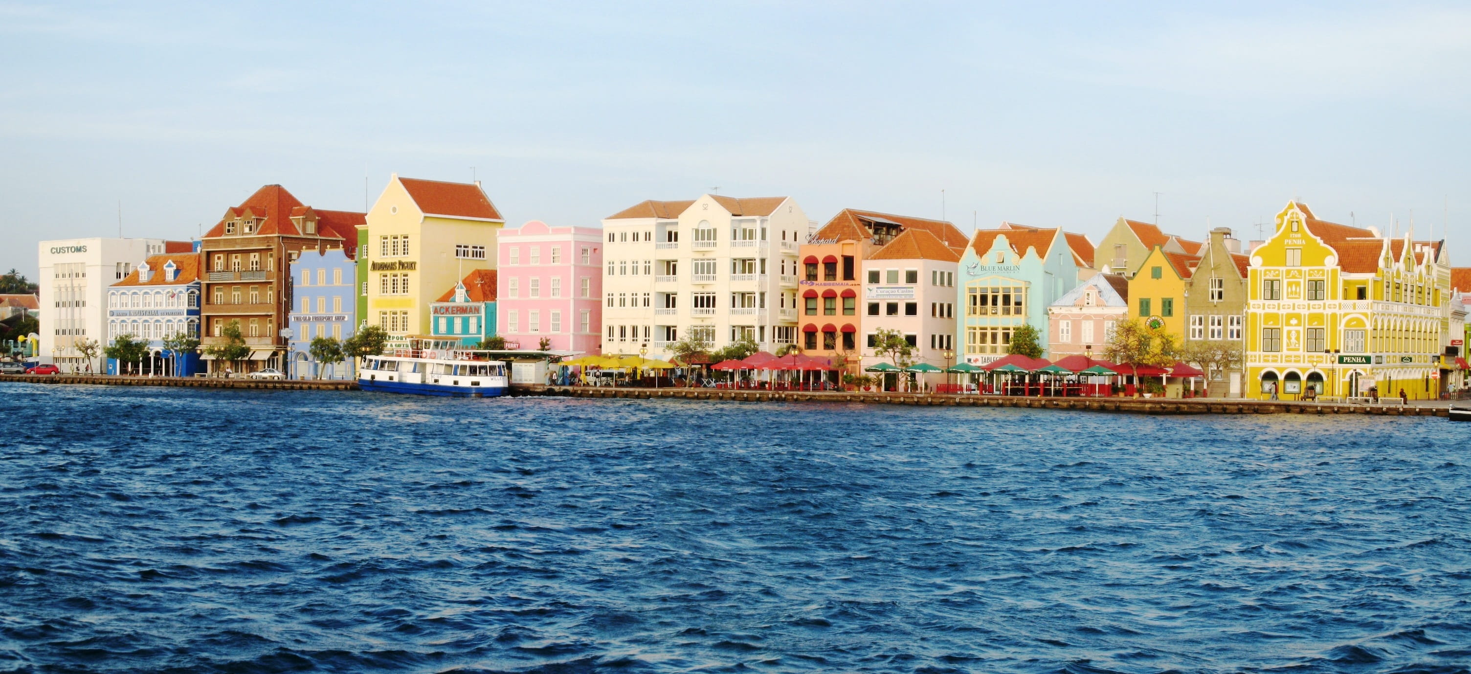 Sint, blue, world heritage, city, travel Locations, Willemstad, day, apartment, canal, no people, sea, residential district, built Structure, town, waterfront, HD Wallpaper