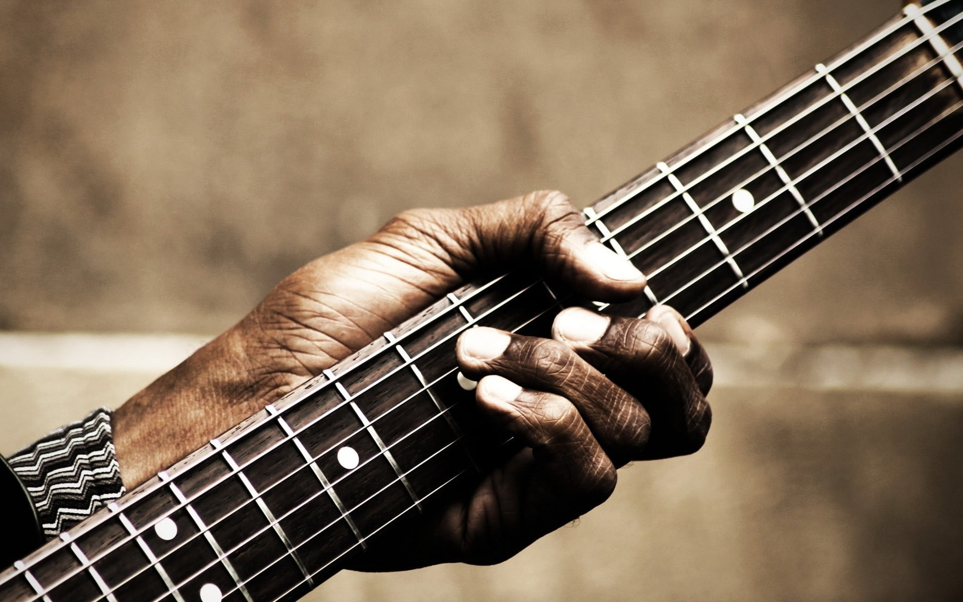 acoustic guitar, artist, music, fret, musical equipment, human hand, plucking an instrument, string instrument, electric guitar, real people, holding, musician, HD Wallpaper