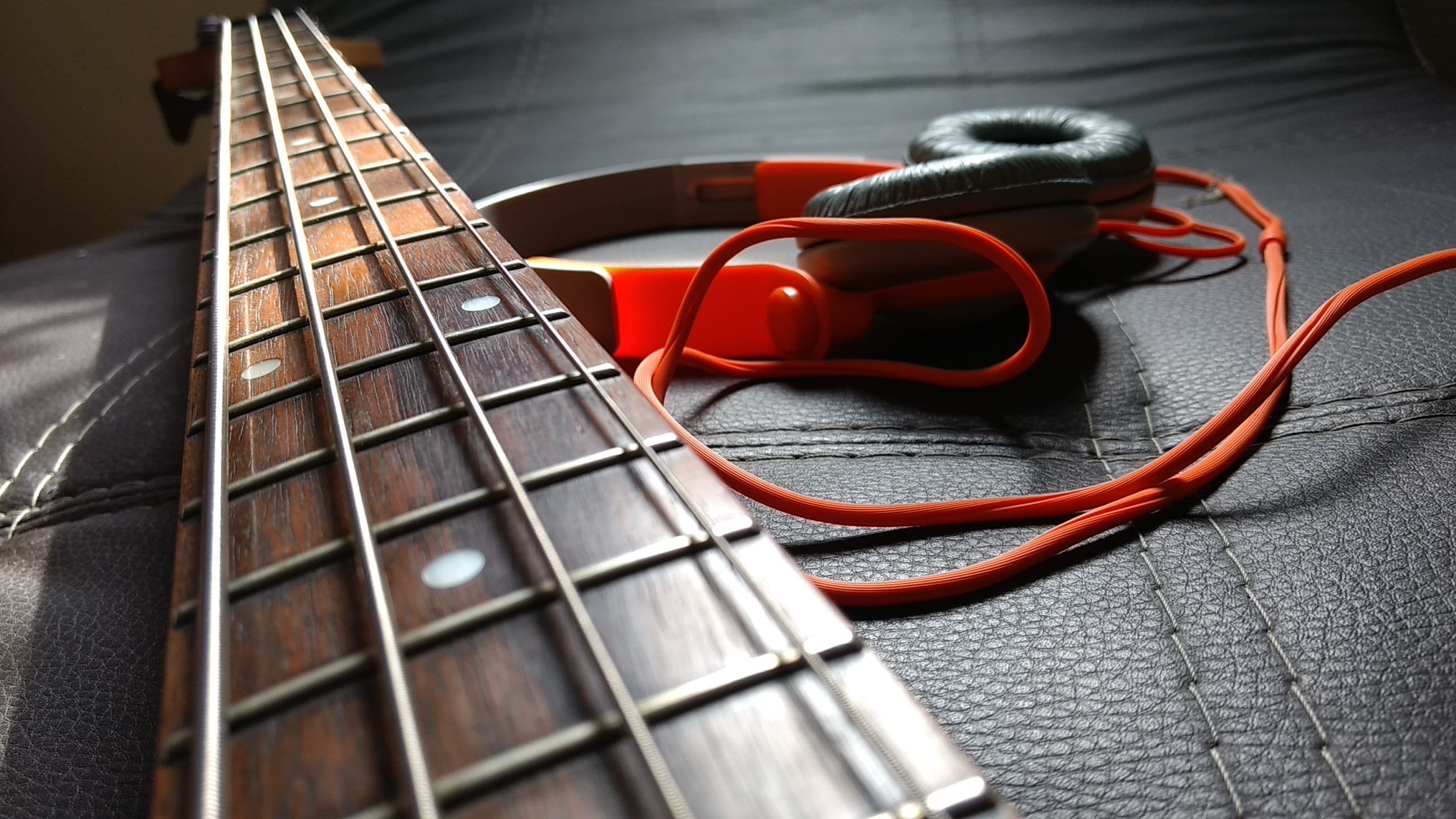 connection, string, music, leather, low electric, musical equipment, string instrument, cable, electric bass, musical instrument, electric guitar, headset, HD Wallpaper
