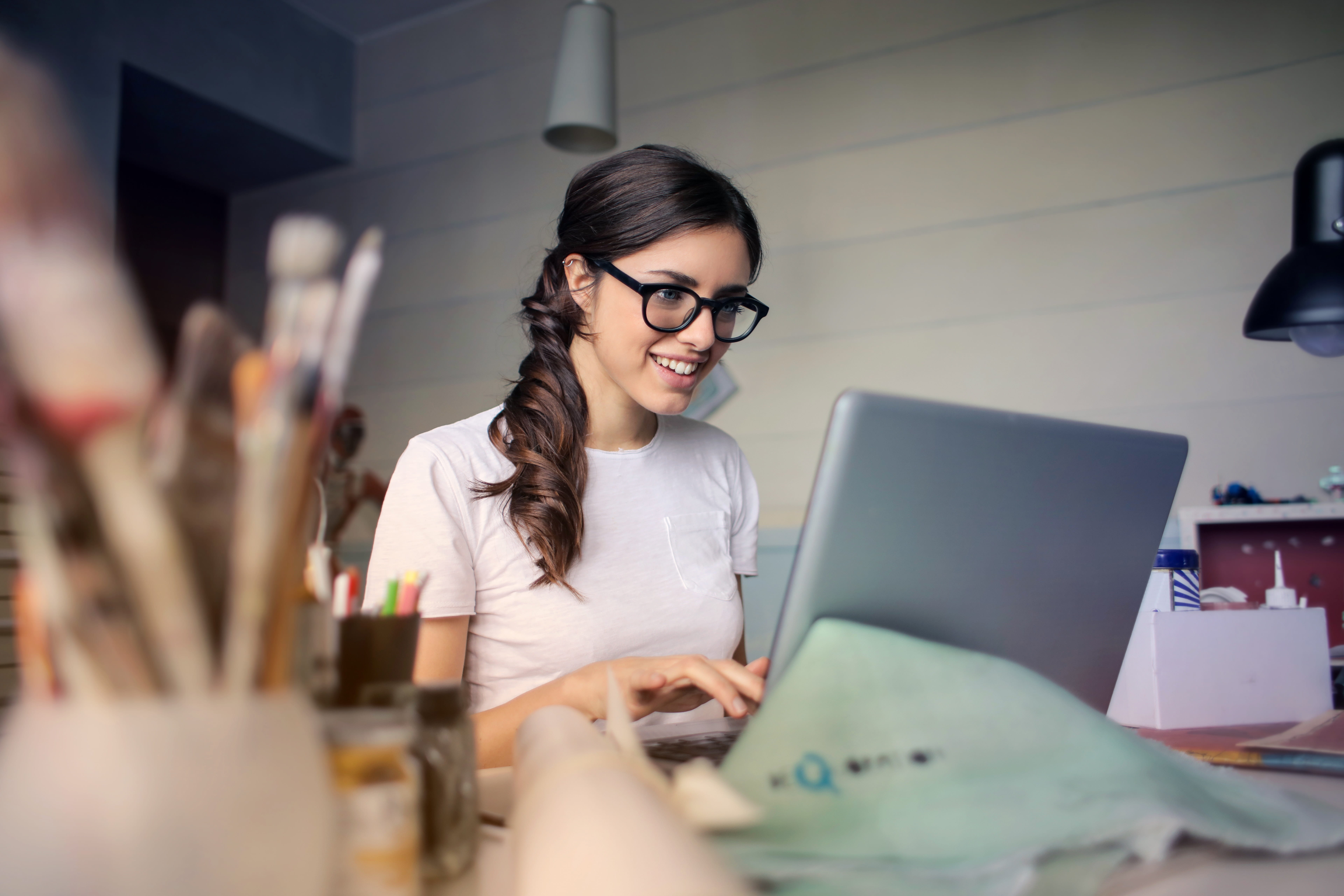 technology, brush, wireless technology, indoors, young adult, smile, art, people, desk, office, studio, young women, using laptop, business, girl, woman, HD Wallpaper