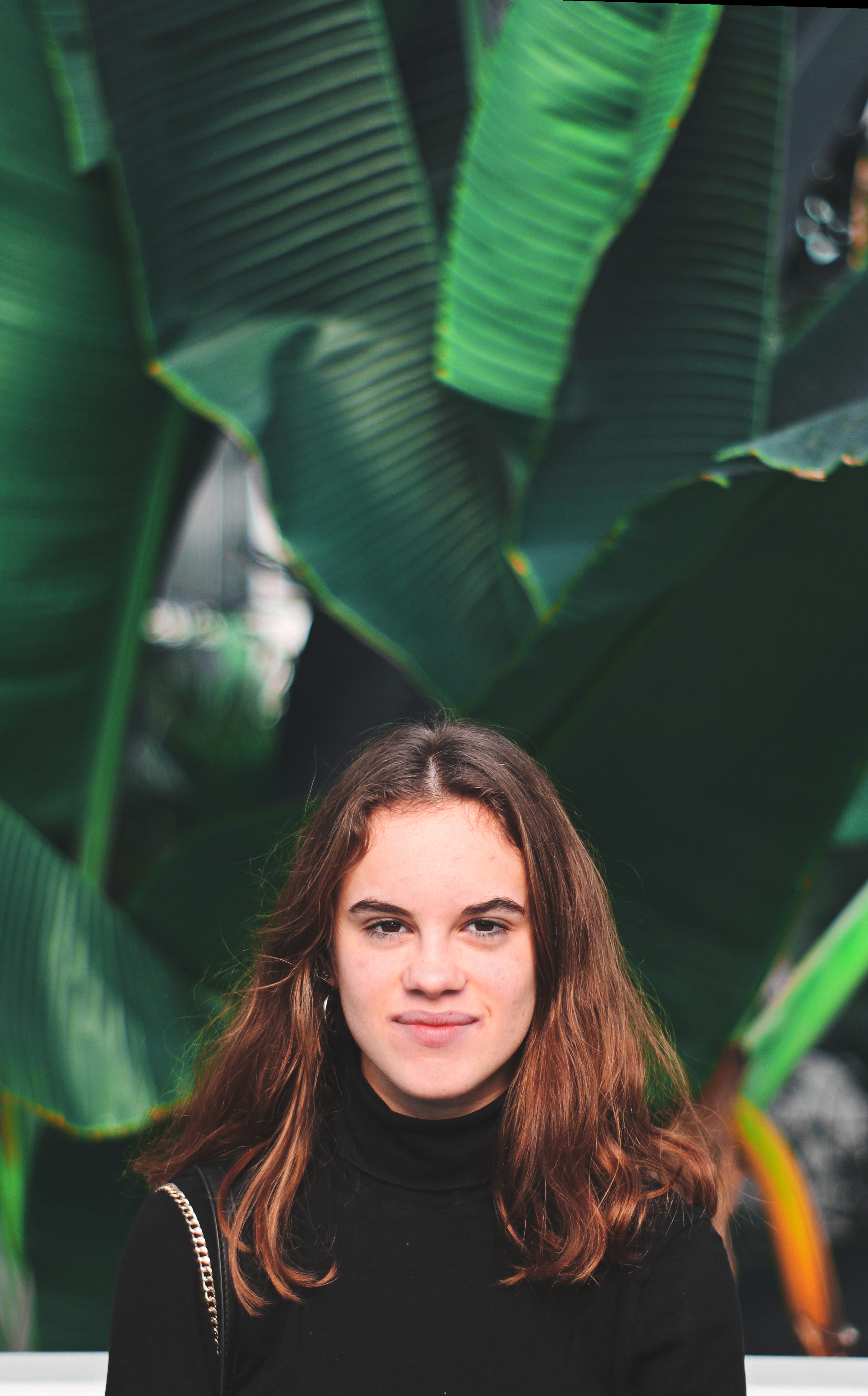 long hair, real people, beauty, 4K, flower, food, sleeve, face, teen, lifestyles, looking at camera, person, outdoors, fruit, plant, wearing, one person, Phone HD Wallpaper