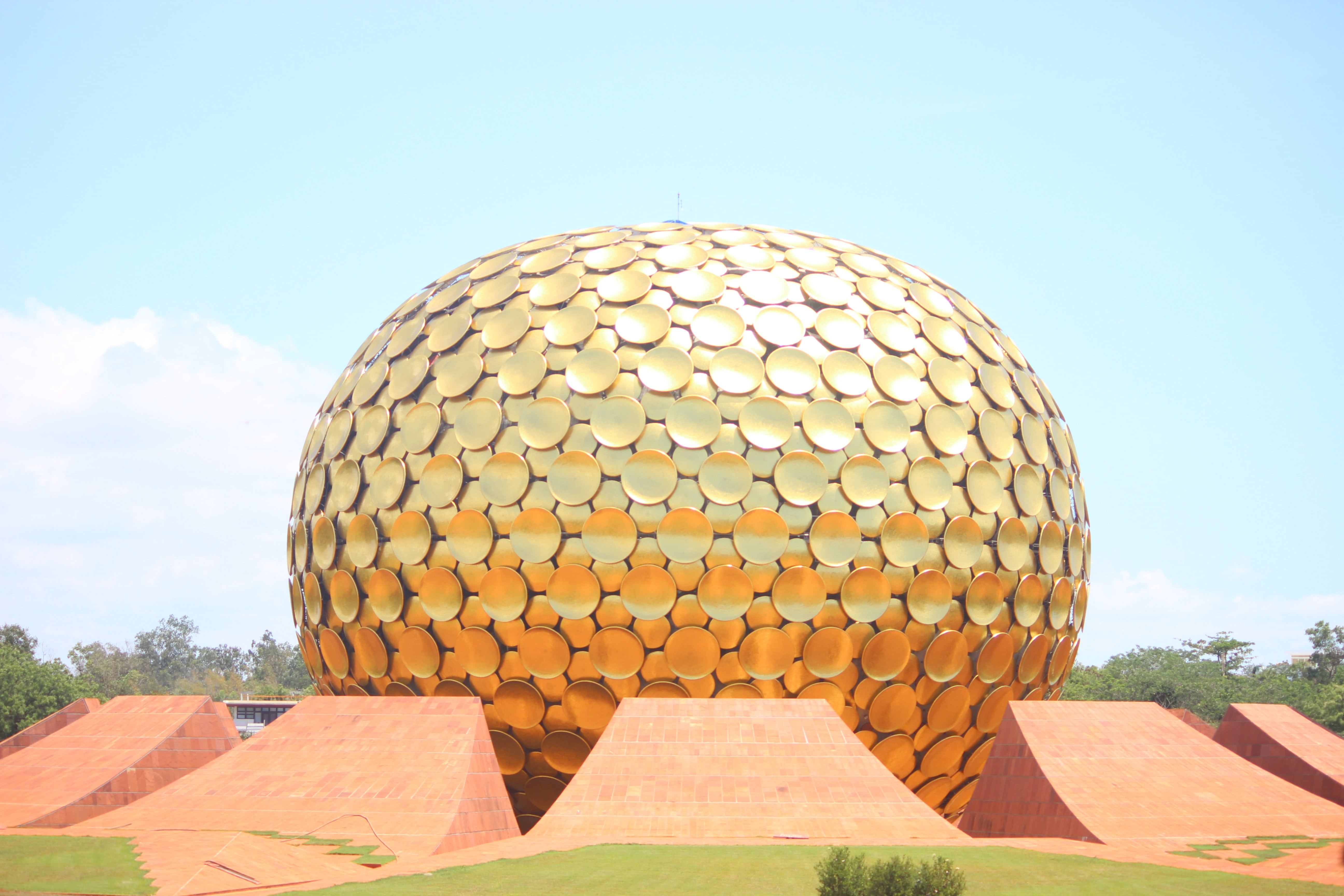 symbol, region, sunlight, sphere, low angle view, india, pondicherry, sky, 5K, built structure, stress, pattern, no people, nature, wall - building feature, HD Wallpaper