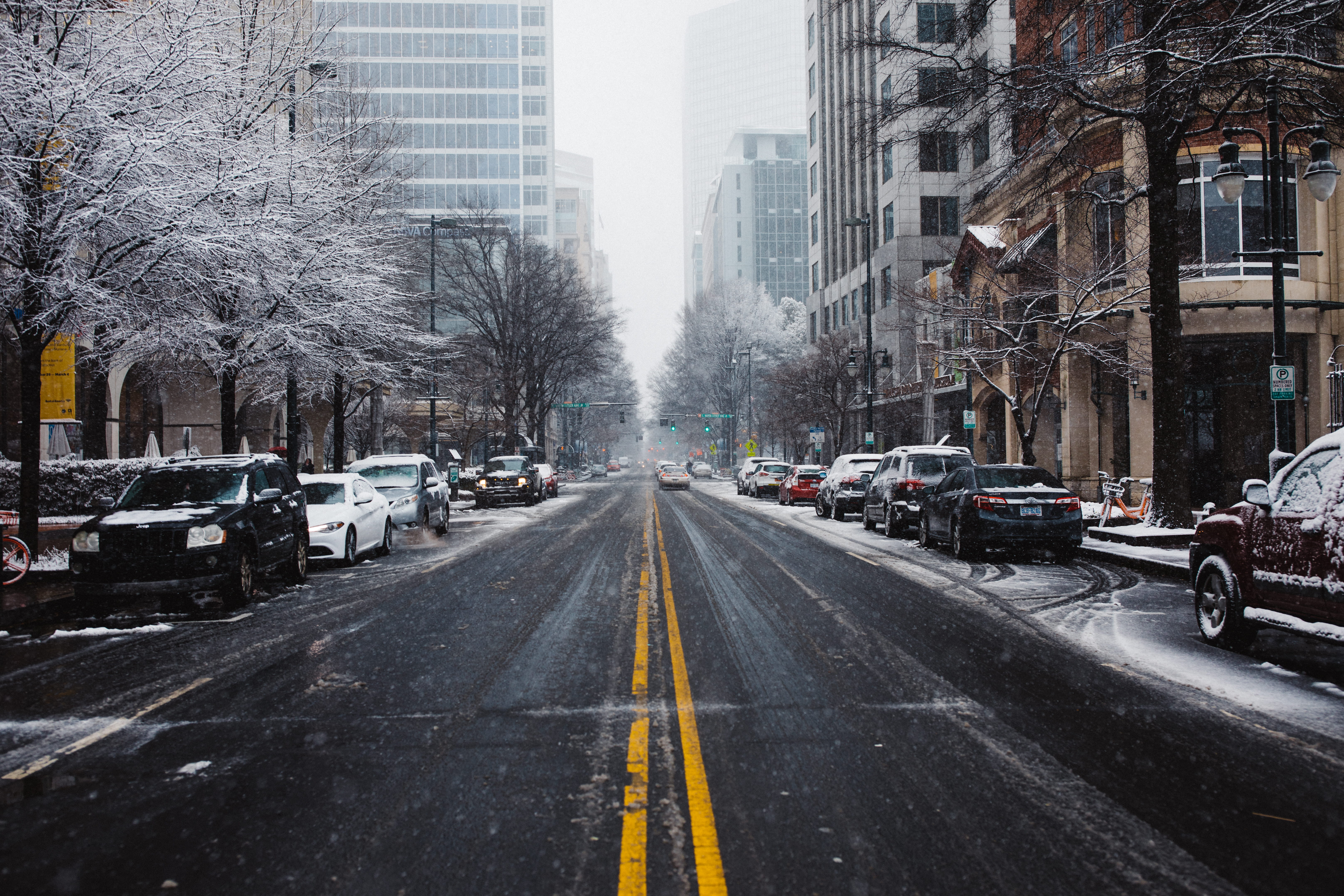 symbol, 704, north carolina, urban, nc, road marking, street, building exterior, clt, direction, winter, diminishing perspective, day, parked, charlotte, HD Wallpaper