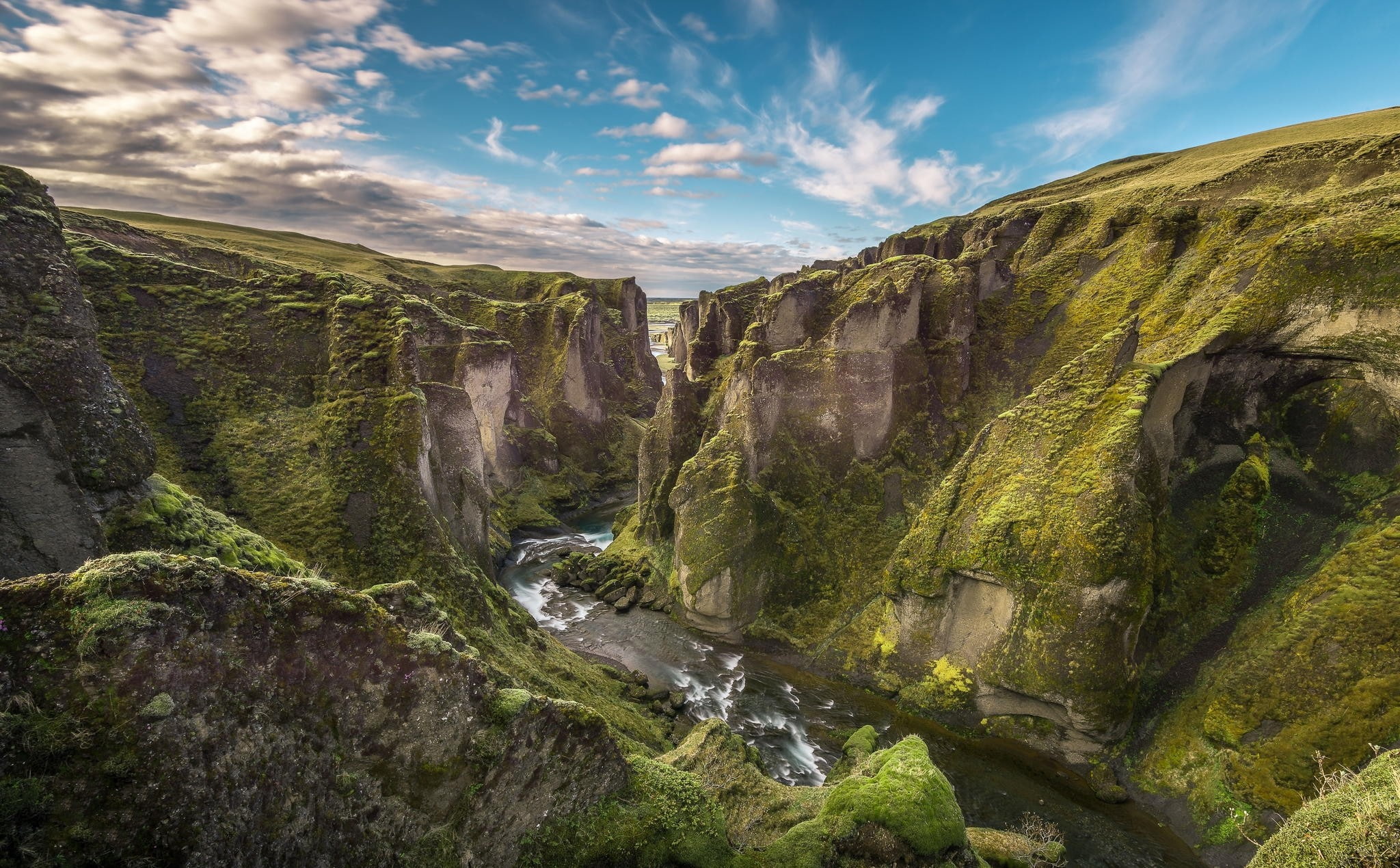 flowing water, mountain, clouds, day, beauty in nature, mountain range, formation, tranquility, 1080P, outdoors, cloud - sky, Iceland, environment, nature, HD Wallpaper