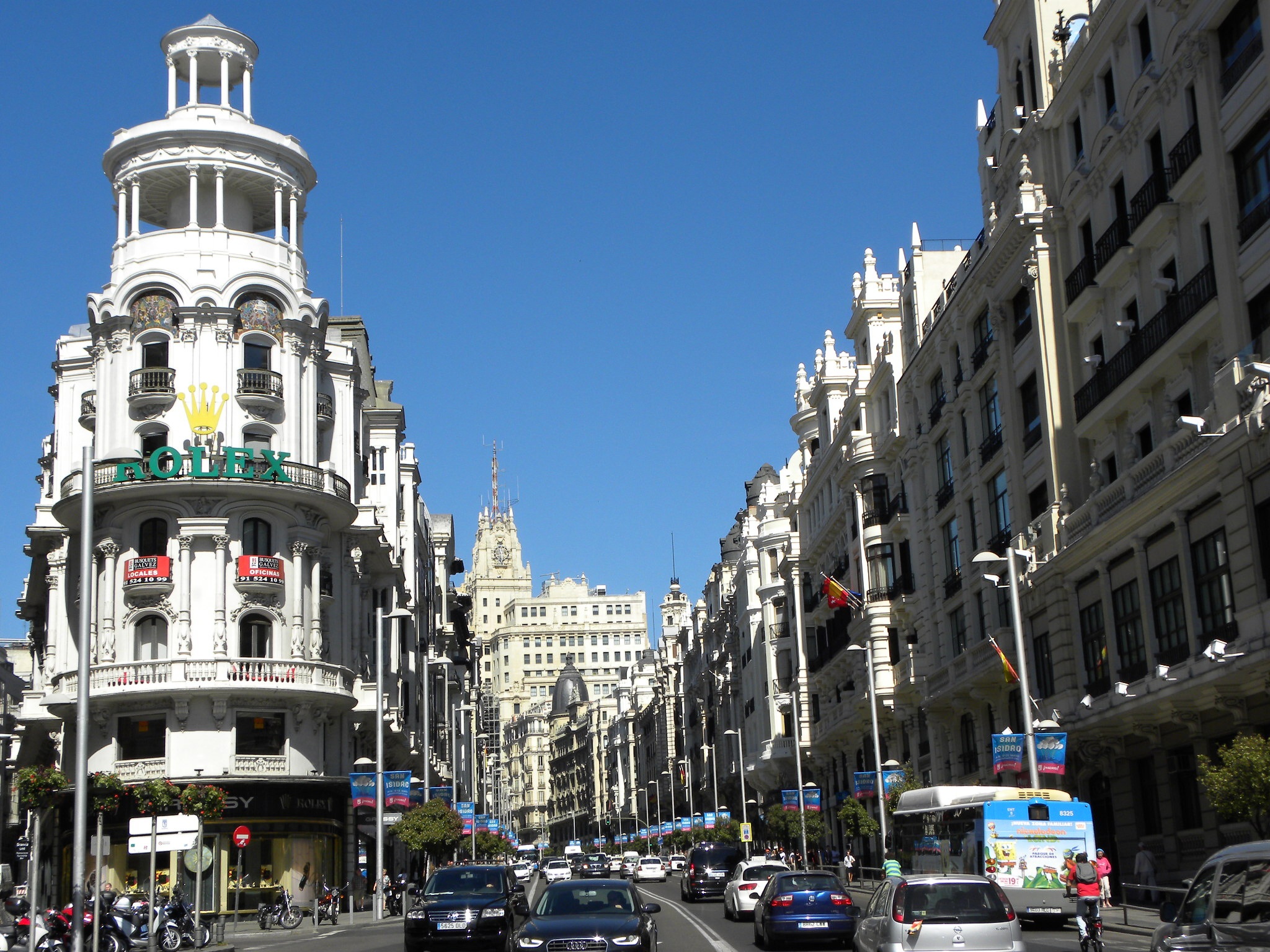 land vehicle, building, city street, urban, spain, madrid, day, 1080P, metropolises, clear sky, daytime, motor vehicle, gran vía, city life, building exterior, HD Wallpaper