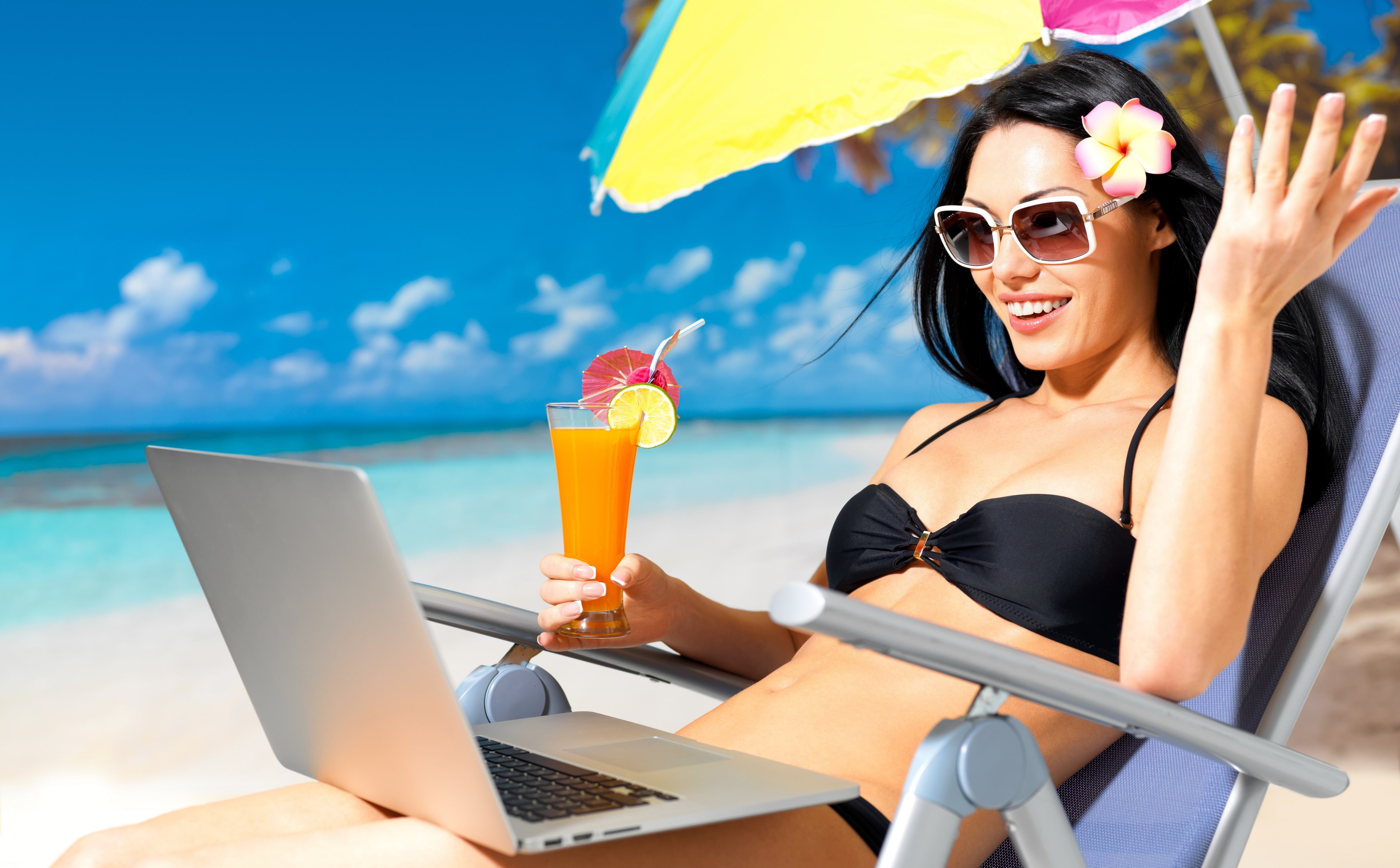 girl, leisure activity, black, drink, adult, lifestyles, fashion, vacations, women, cocktail, glasses, sitting, s, technology, sunglasses, 5K, using laptop, HD Wallpaper