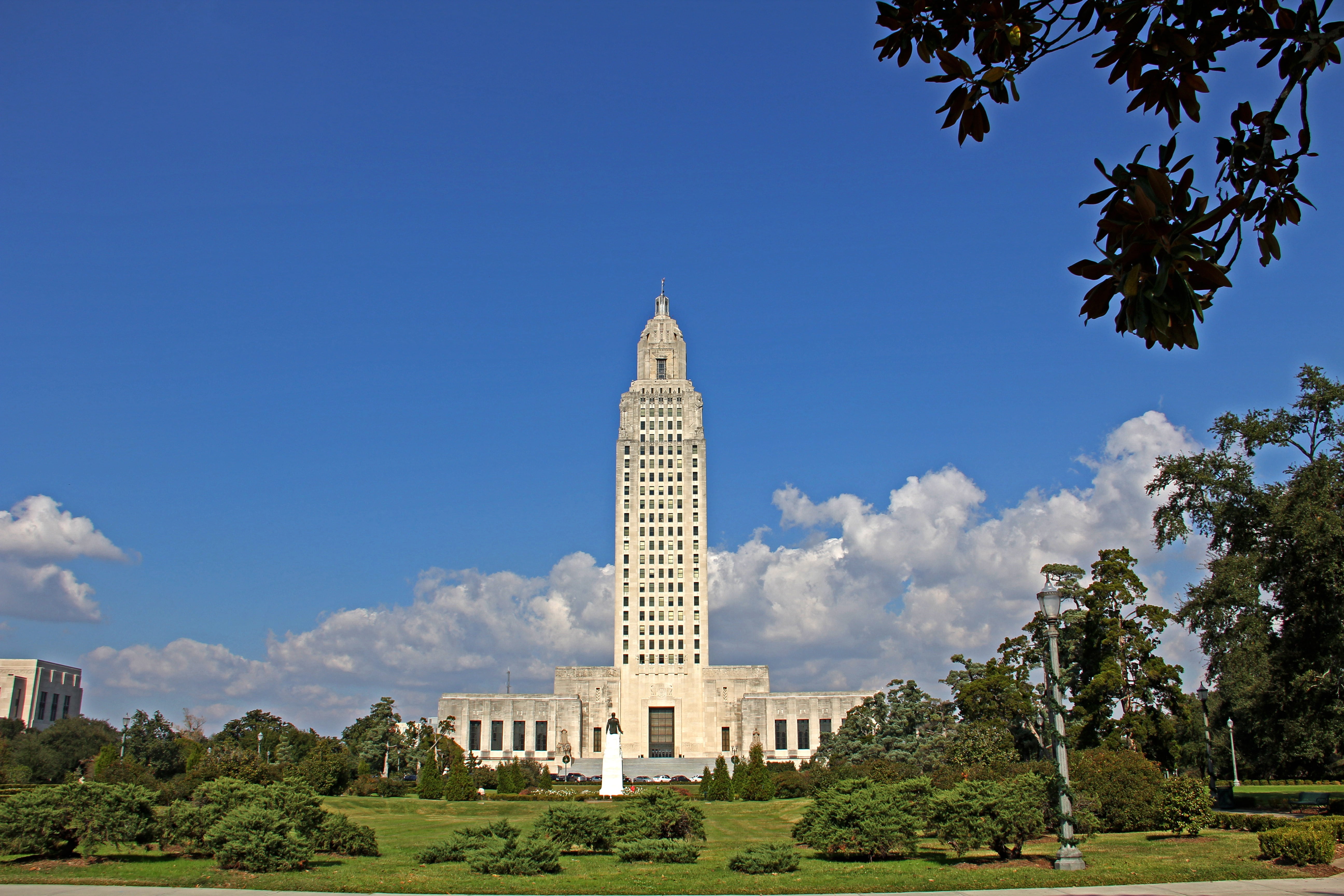 blue, building exterior, baton rouge, outdoors, city, skyscraper, sky, 5K, the past, building, plant, travel destinations, office building exterior, travel, HD Wallpaper