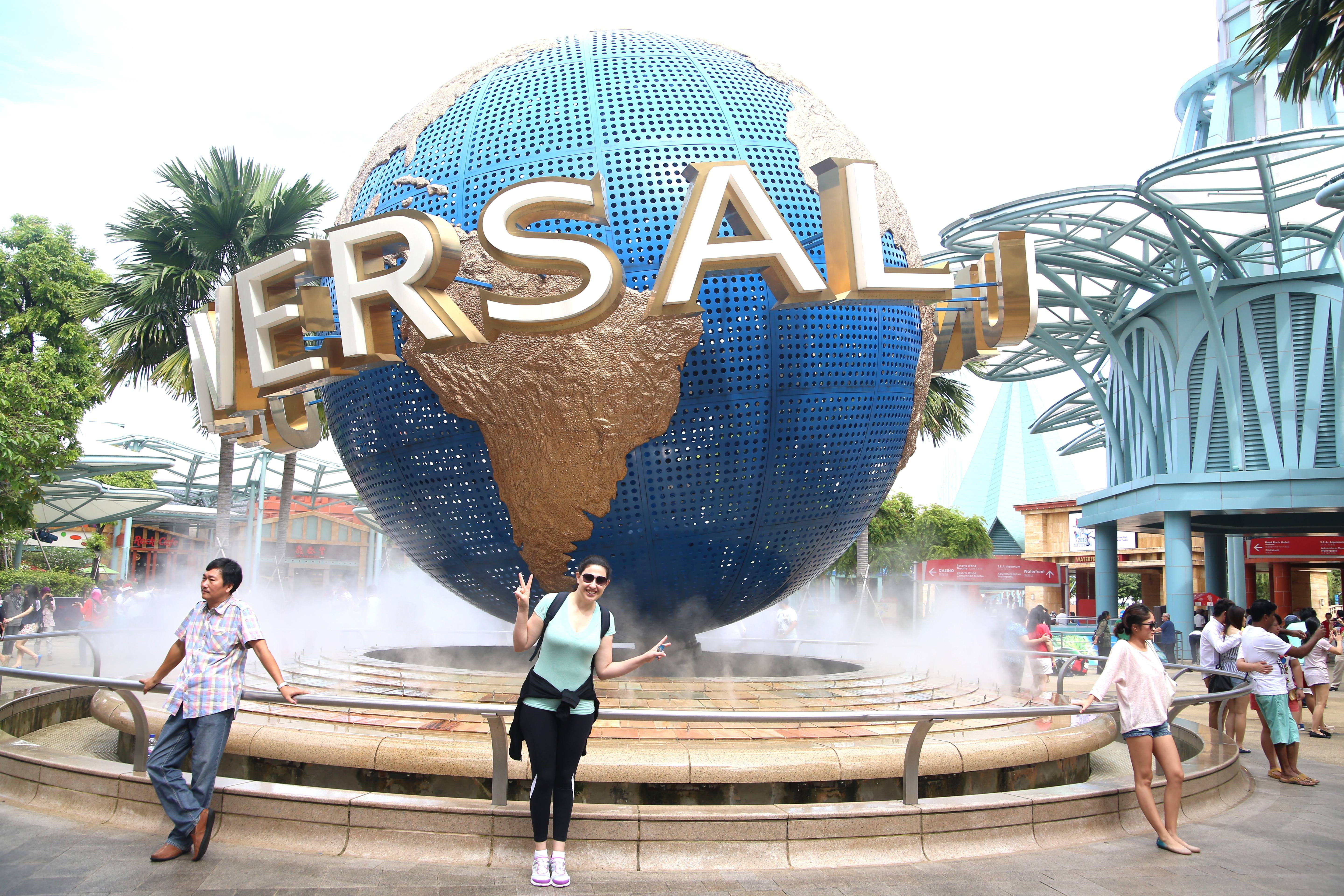 leisure activity, art and craft, day, universal, studios, full length, park, men, women, incidental people, singapore, architecture, 5K, city, adult, fun, HD Wallpaper