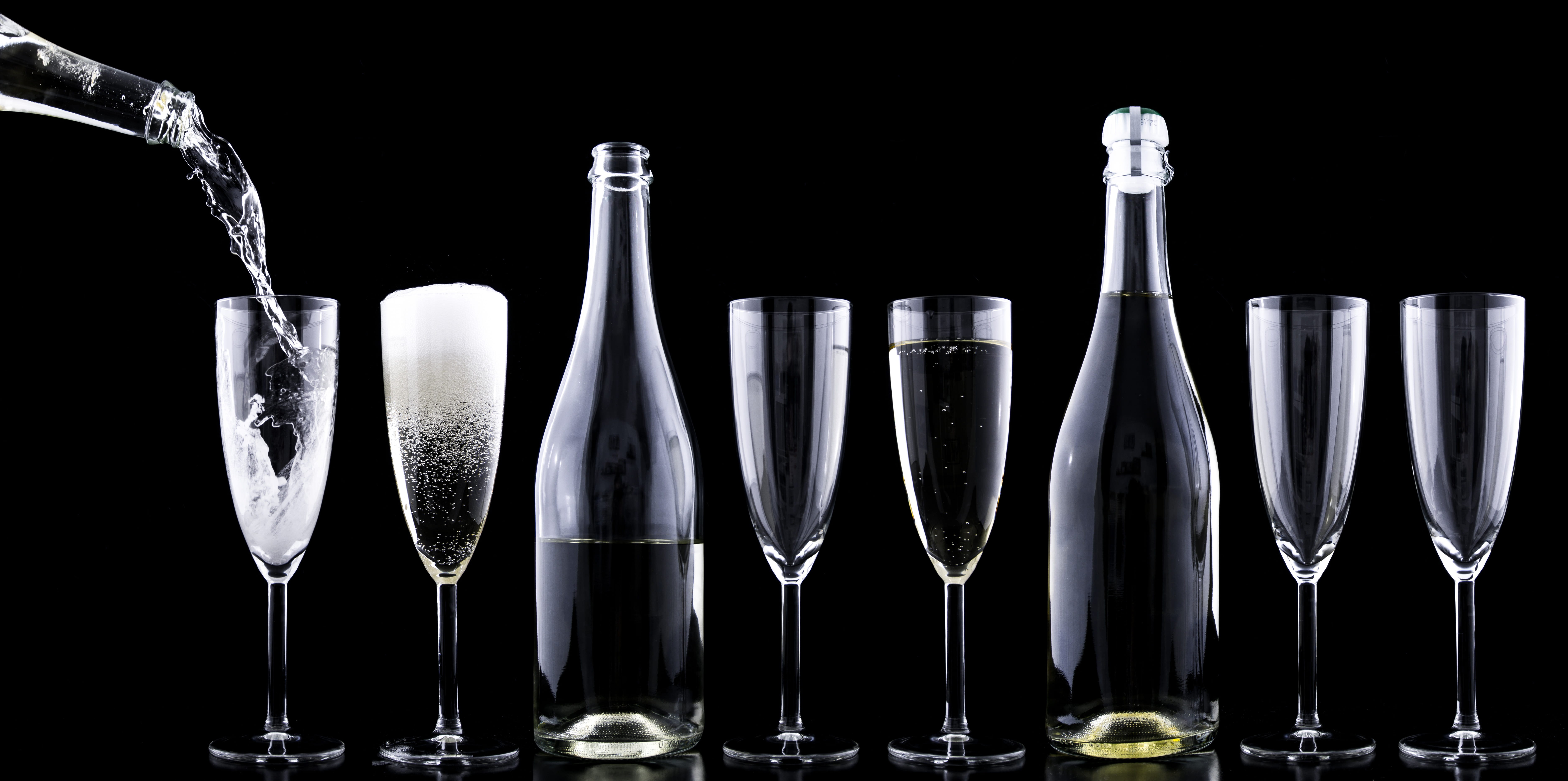 wine, 5K, food and drink, beverage, group of objects, glass, transparent, studio shot, splash, luxury, bottle, refreshment, party, alcohol, household equipment, HD Wallpaper