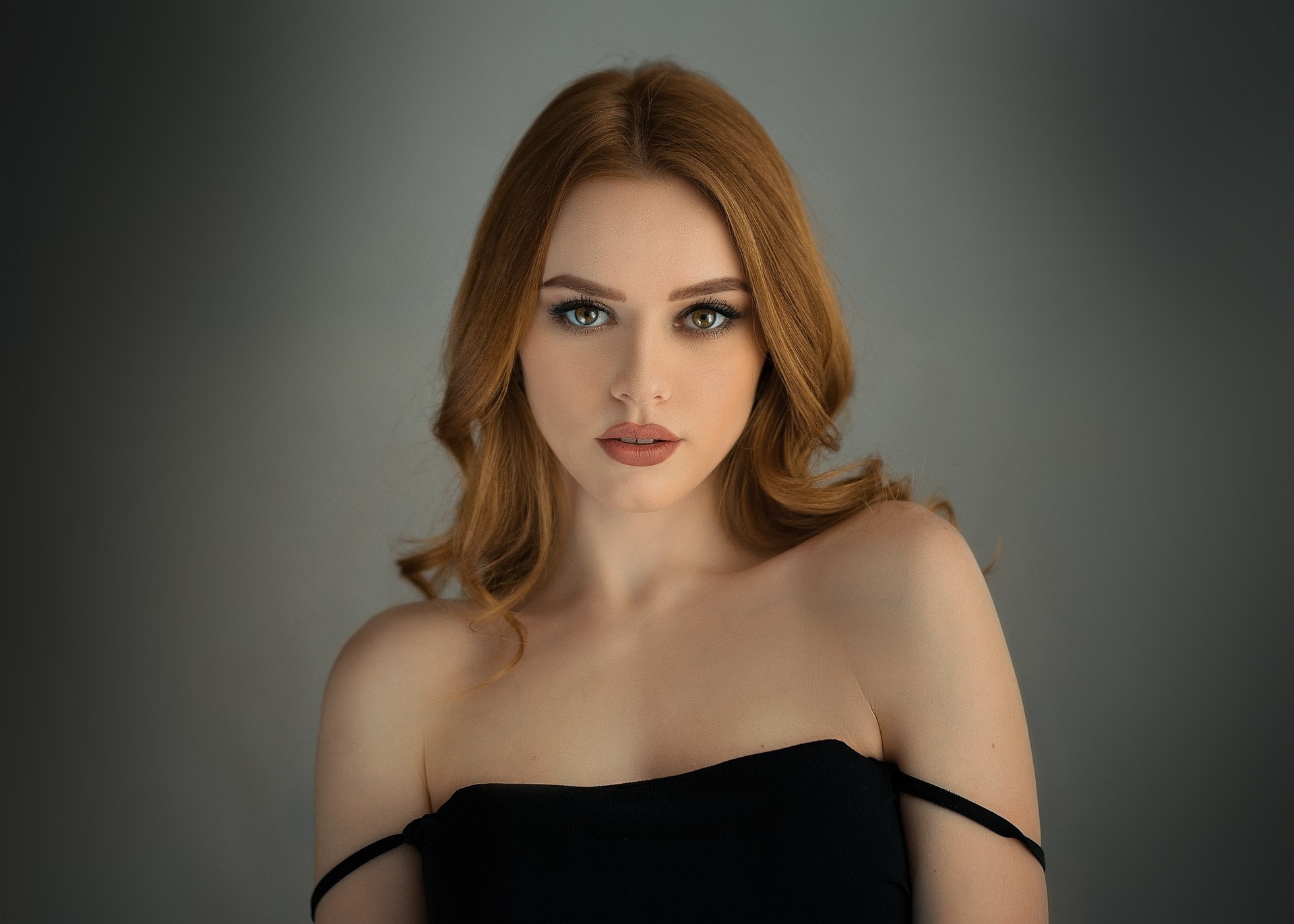 shoulders, photographer Tabula Rasa, Tabula Rasa Ph, Eugeny Sibiraev, 1080P, makeup, sponge, curls, Eugene Sibirev, HD Wallpaper