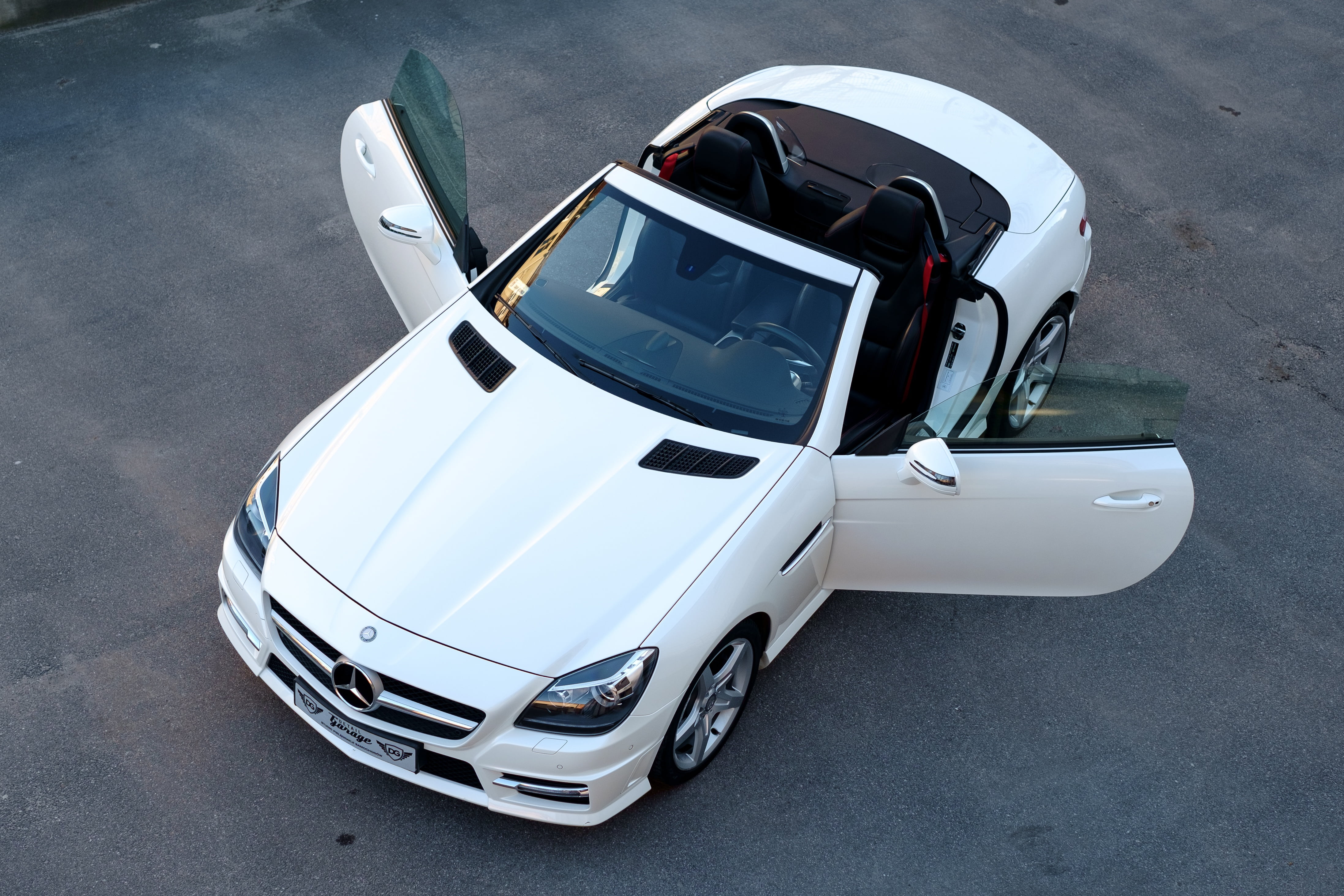 mode of transportation, slk, automotive, outdoors, paintcorrection, style, pavement, transport, cleancar, vehicle, vechicle, metal, close-up, elegant, high angle view, HD Wallpaper