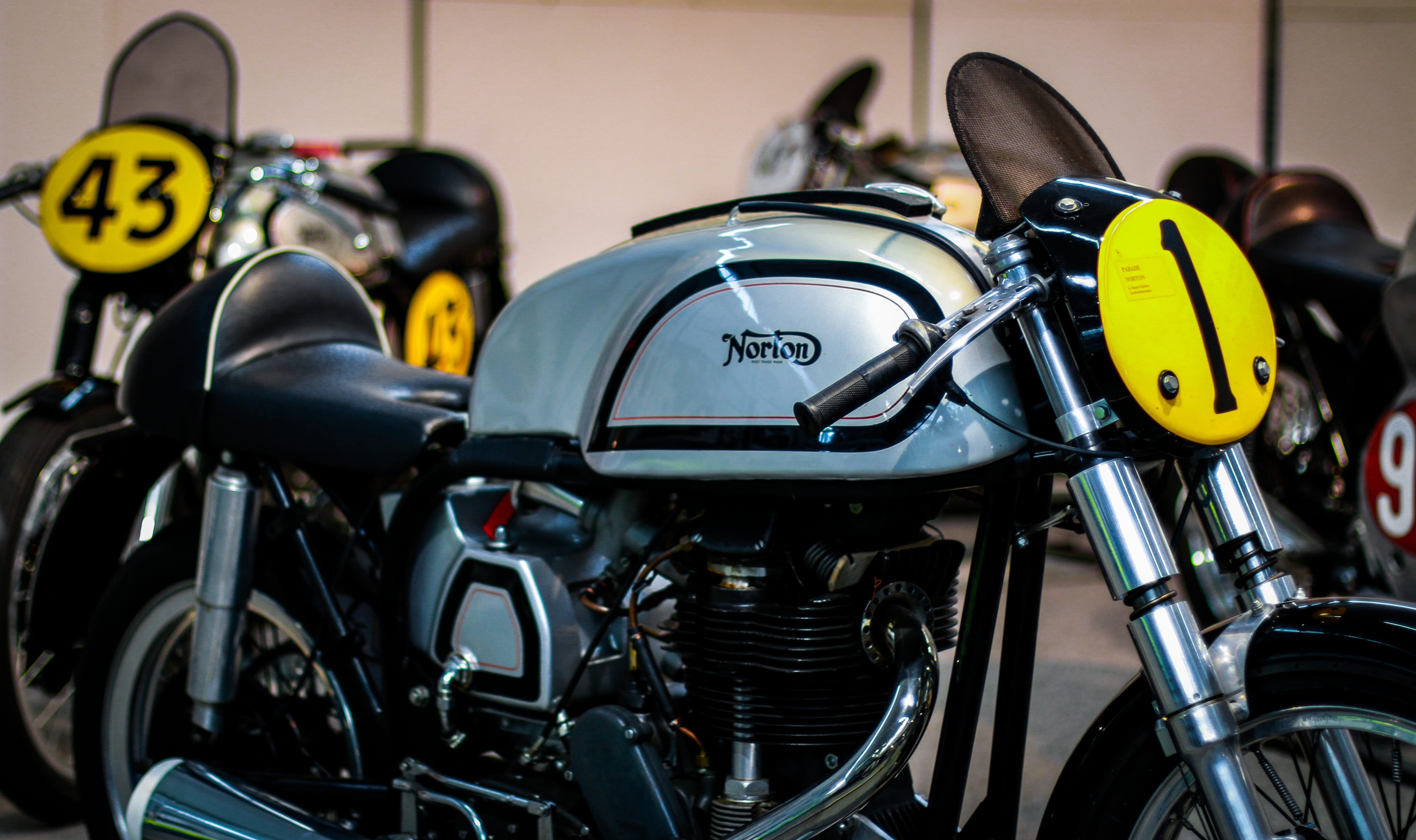vintage, mode of transportation, focus on foreground, bike, in a row, stationary, design, gray, besides, retro styled, ride, no people, transport, day, HD Wallpaper