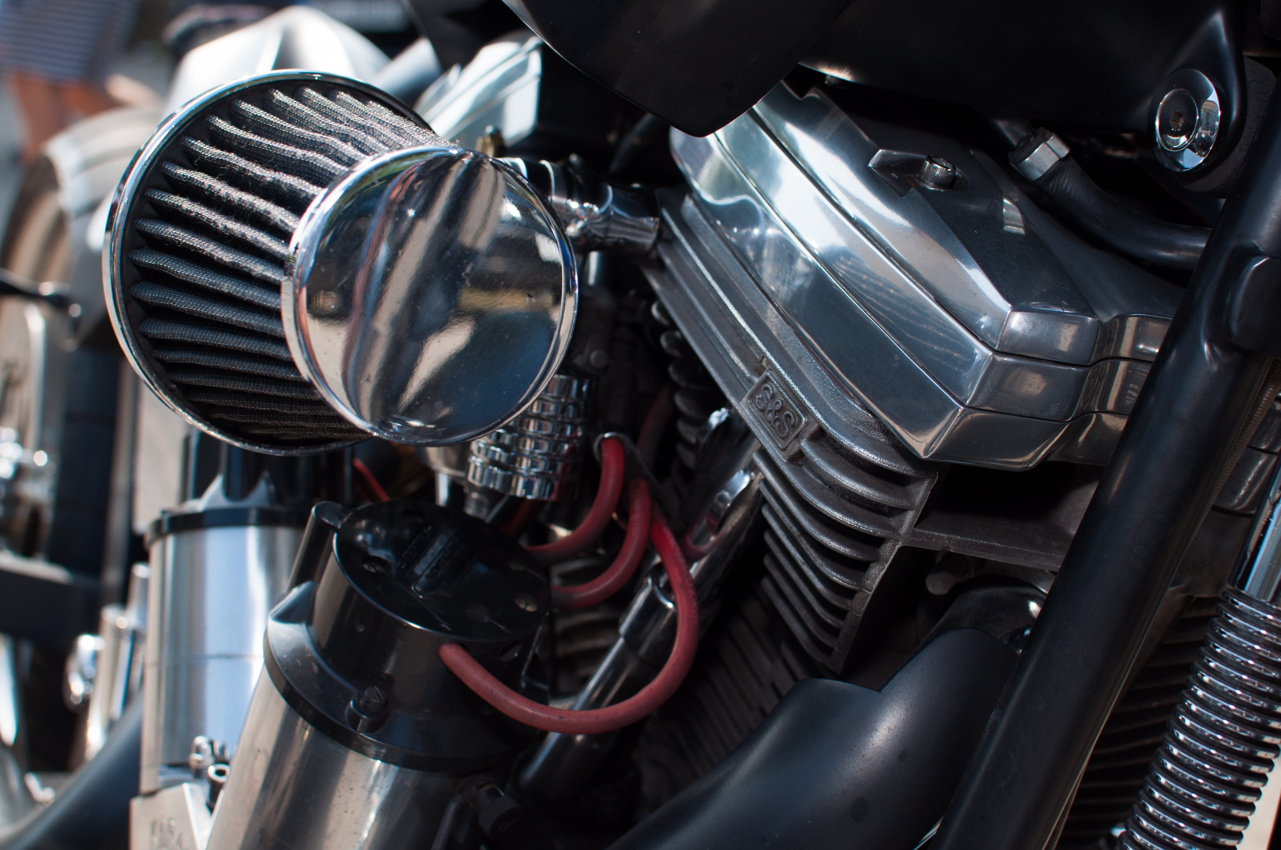 equipment, indoors, silver colored, harley, cult, motor, motor vehicle, steel, transportation, close-up, 4K, harley davidson, two wheeled vehicle, alloy, HD Wallpaper