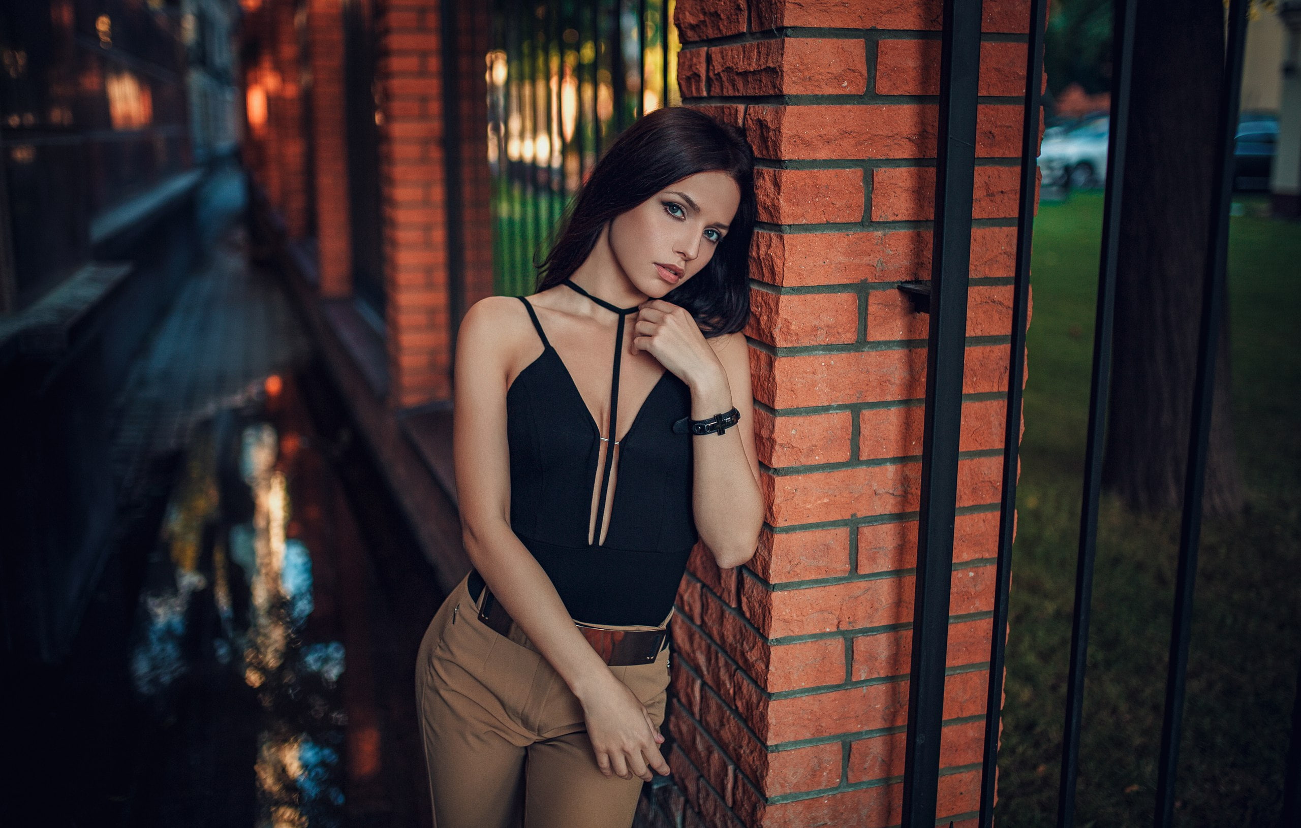 Alina Starostina, women, 2K, contemplation, young women, beauty, focus on foreground, lifestyles, casual clothing, adult, hairstyle, one person, real people, HD Wallpaper