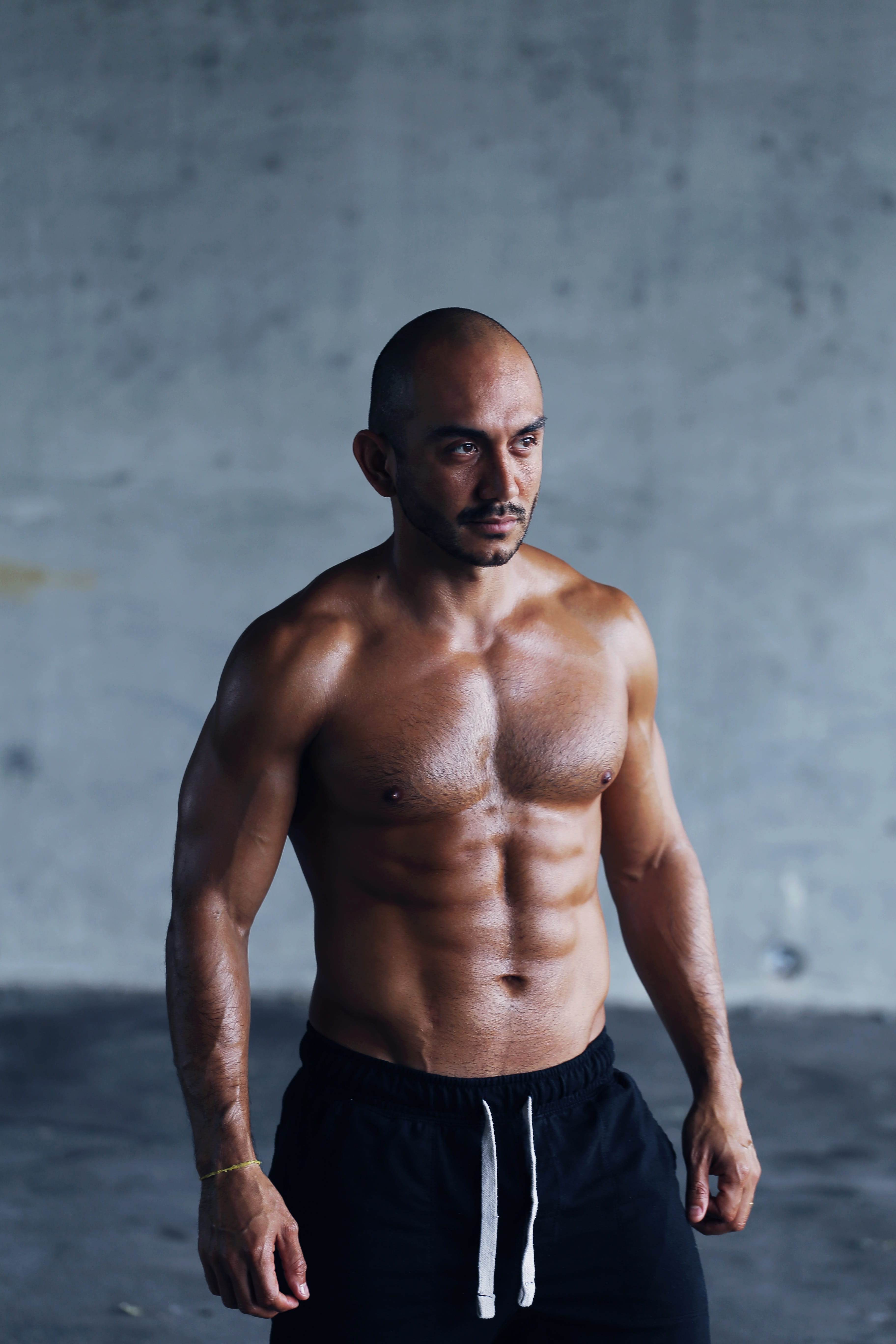 attractive, fit, blue, s, physical, three quarter length, people, wellness, sport, muscular, body, fitness, shirtless, muscle, working, person, weight, Phone HD Wallpaper