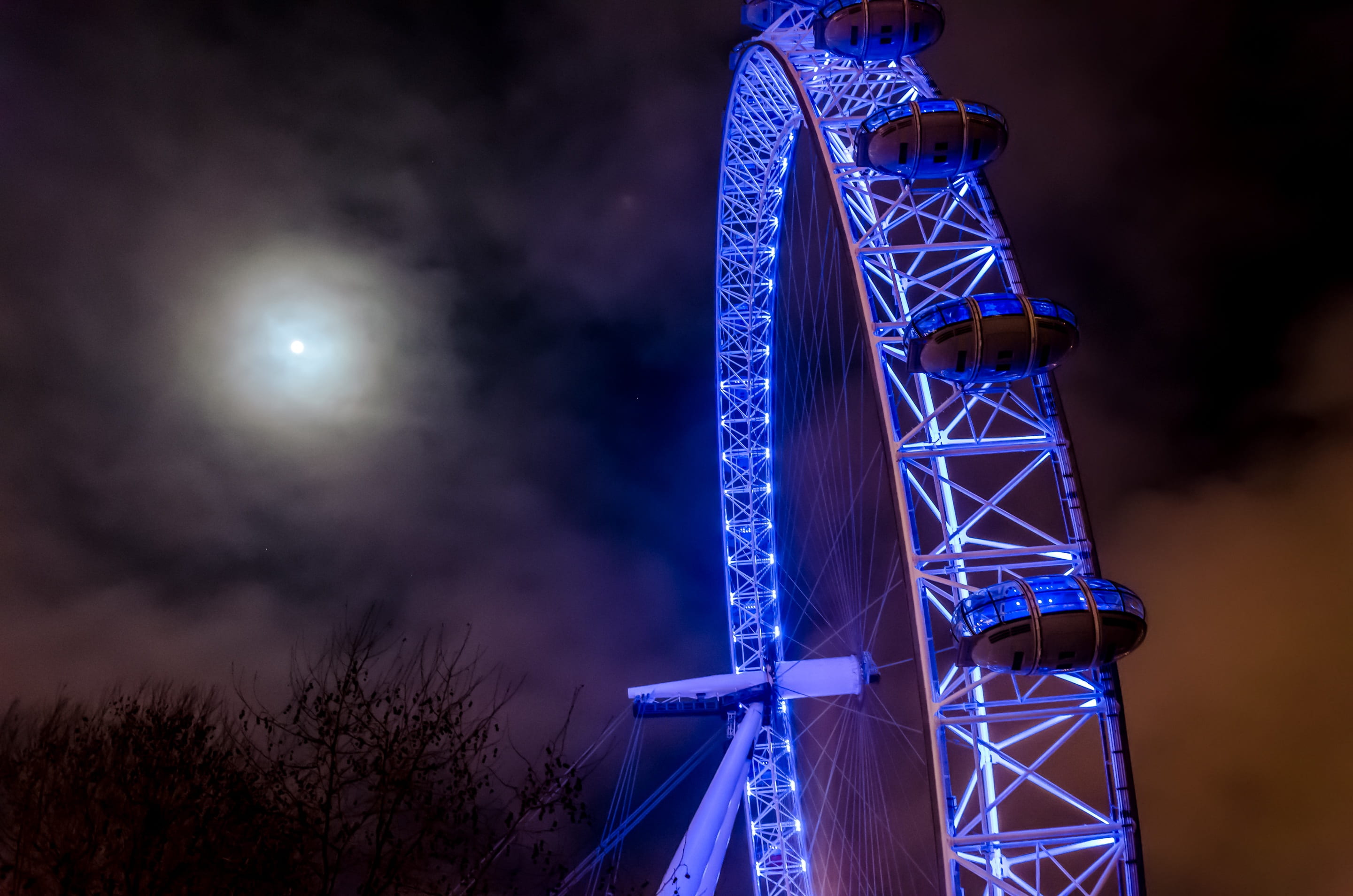 ferris, dark, sky, sunset, metal segments, no people, blackness of the night, ride, places of interest, famous, tourist attraction, uk, gloomy, movement, HD Wallpaper
