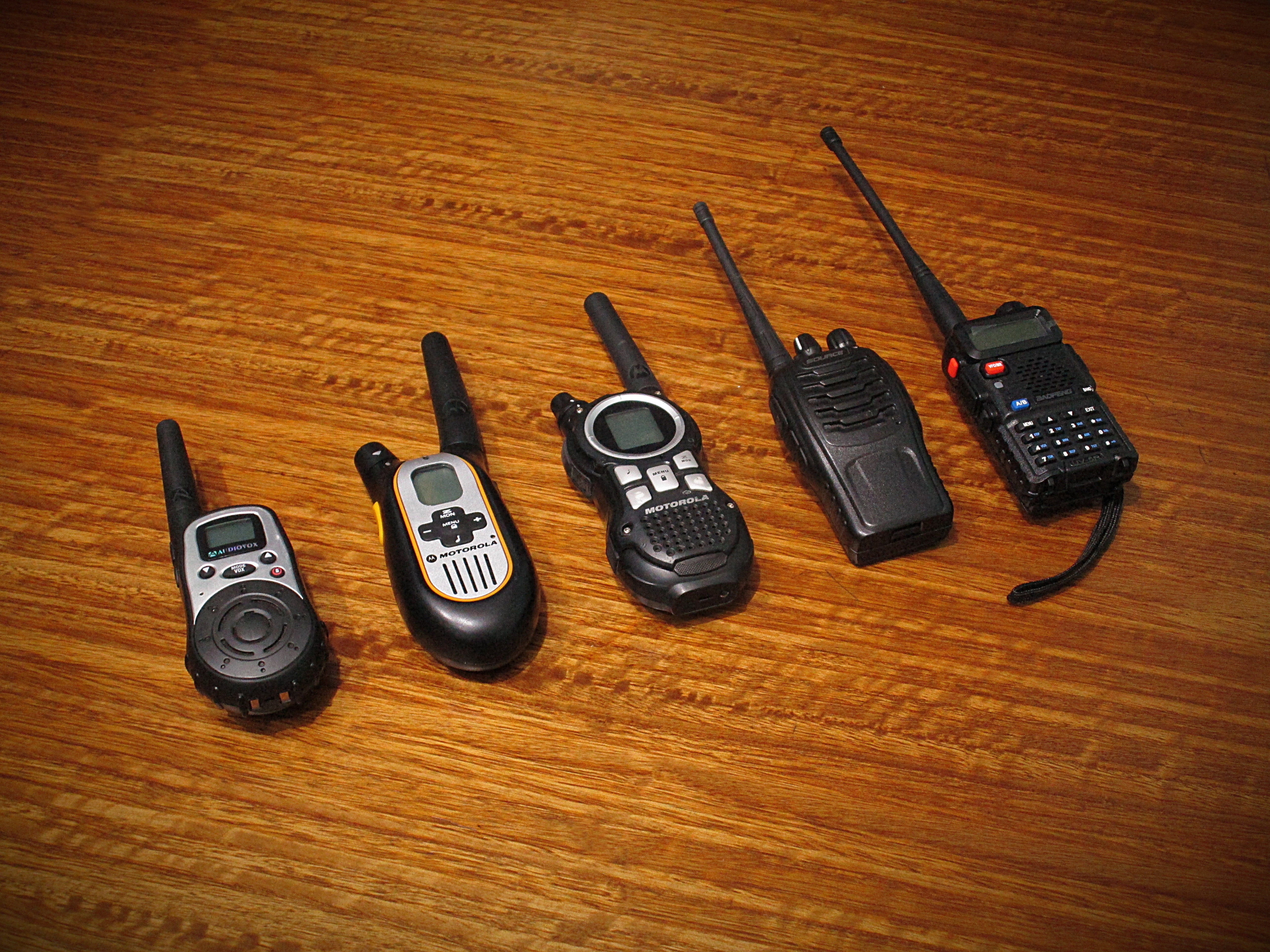 technology, group of objects, 5K, no people, table, indoors, communication, arts culture and entertainment, radio, wood - material, still life, equipment, HD Wallpaper