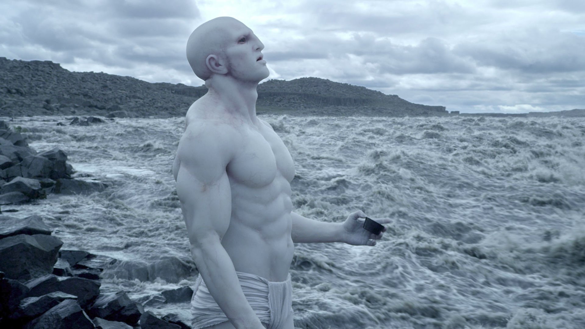 one person, alien, water, lifestyles, looking, sky, looking away, young adult, day, shirtless, side view, nature, sea, Prometheus, real people, leisure activity, HD Wallpaper