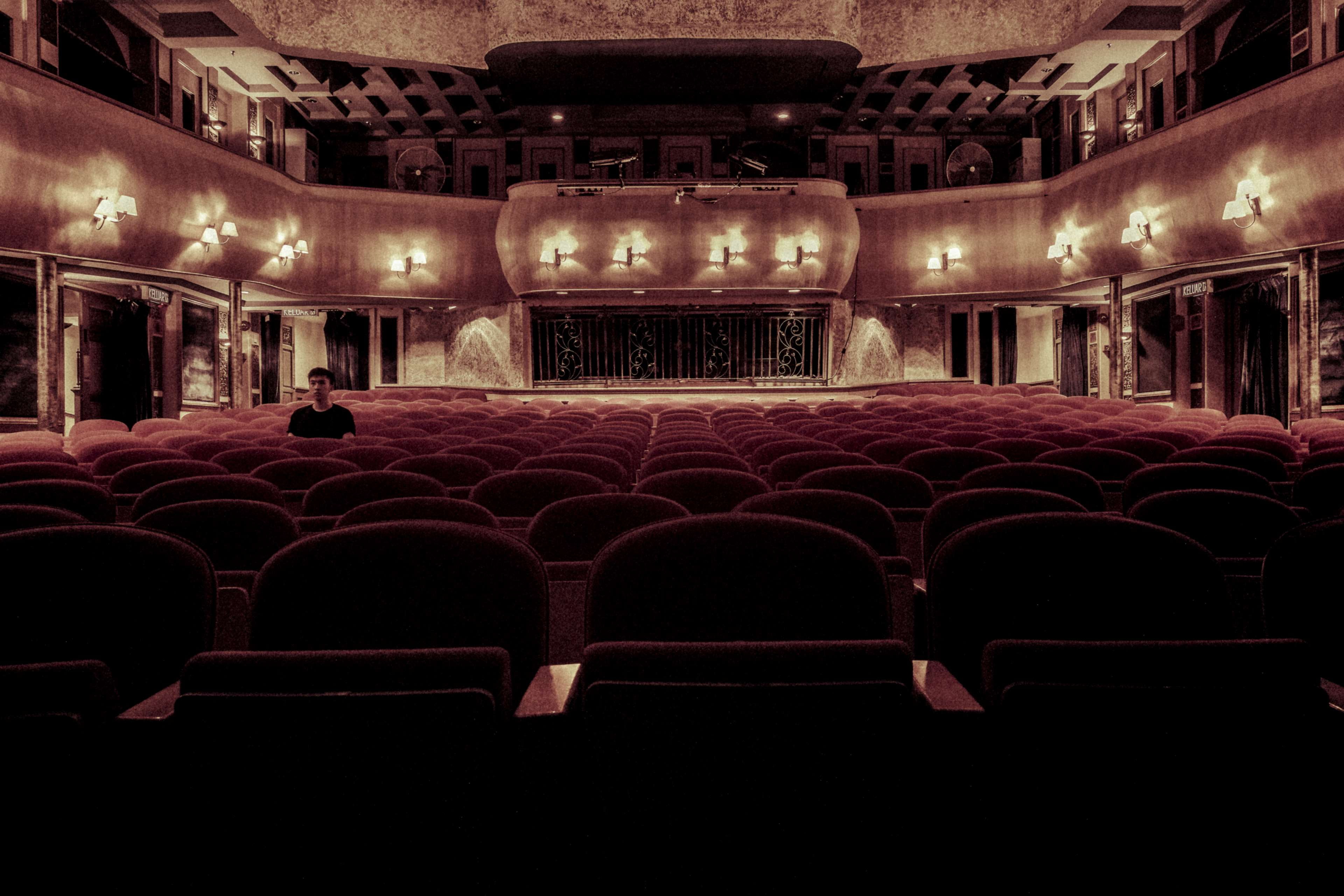 seats, indoors, in a row, theater, 4K, lighting equipment, auditorium, large group of objects, chairs, cinema, absence, built structure, arts culture and entertainment, HD Wallpaper