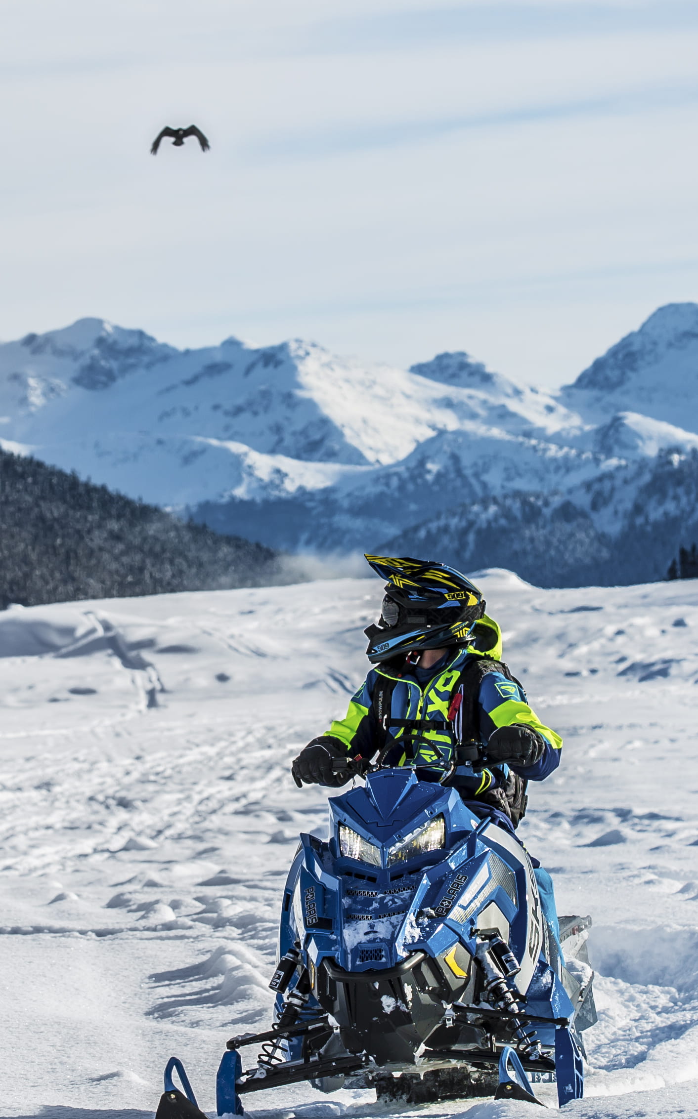snowcapped mountain, ice, resort, goggles, gloves, 1080P, tranquil, person, day, nature, adventure, leisure activity, mountains, sports, glacier, ski resort, Phone HD Wallpaper
