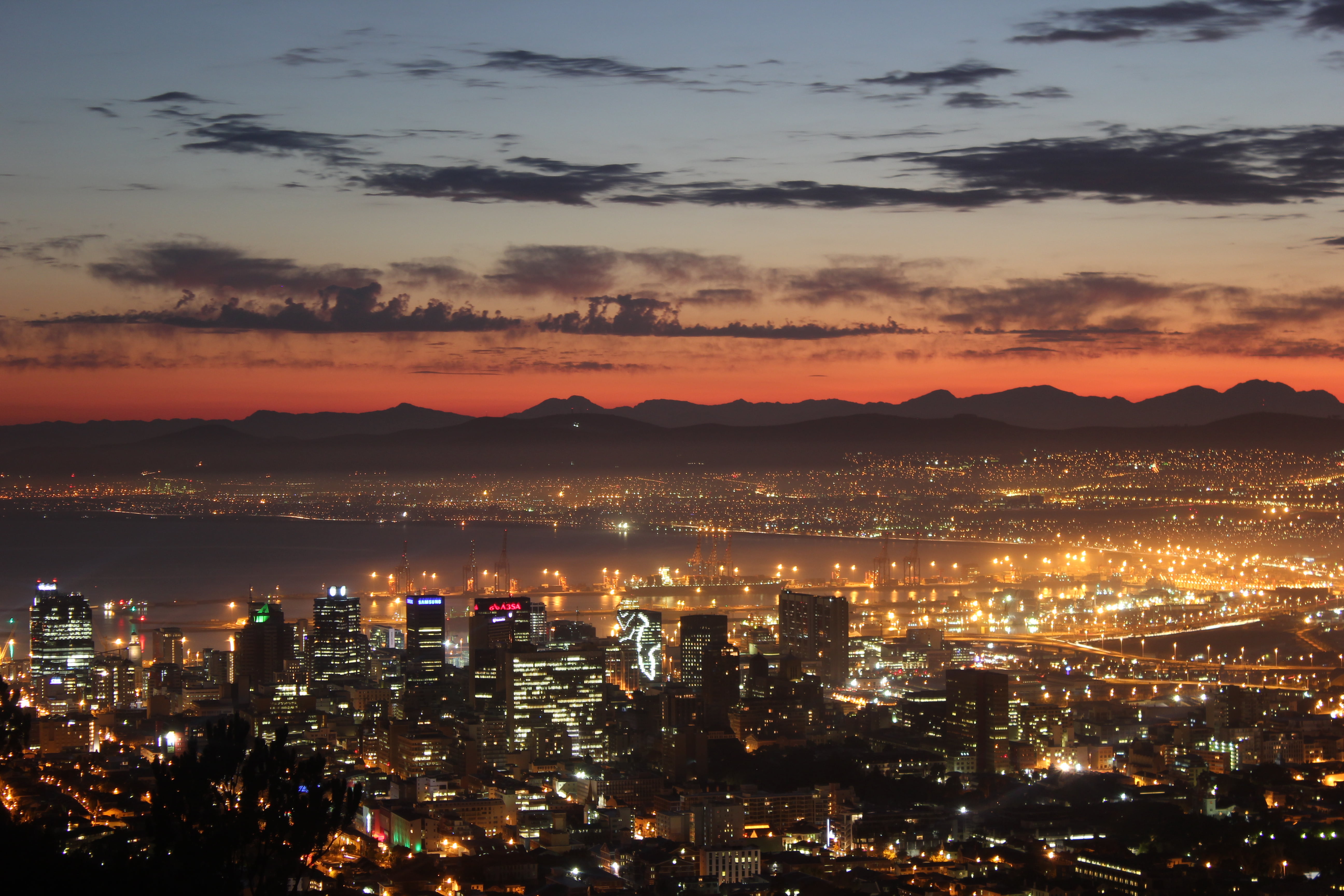 Cape Town, no people, residential district, sky, office building exterior, cloud - sky, high angle view, nature, sunset, illuminated, architecture, skyscraper, HD Wallpaper
