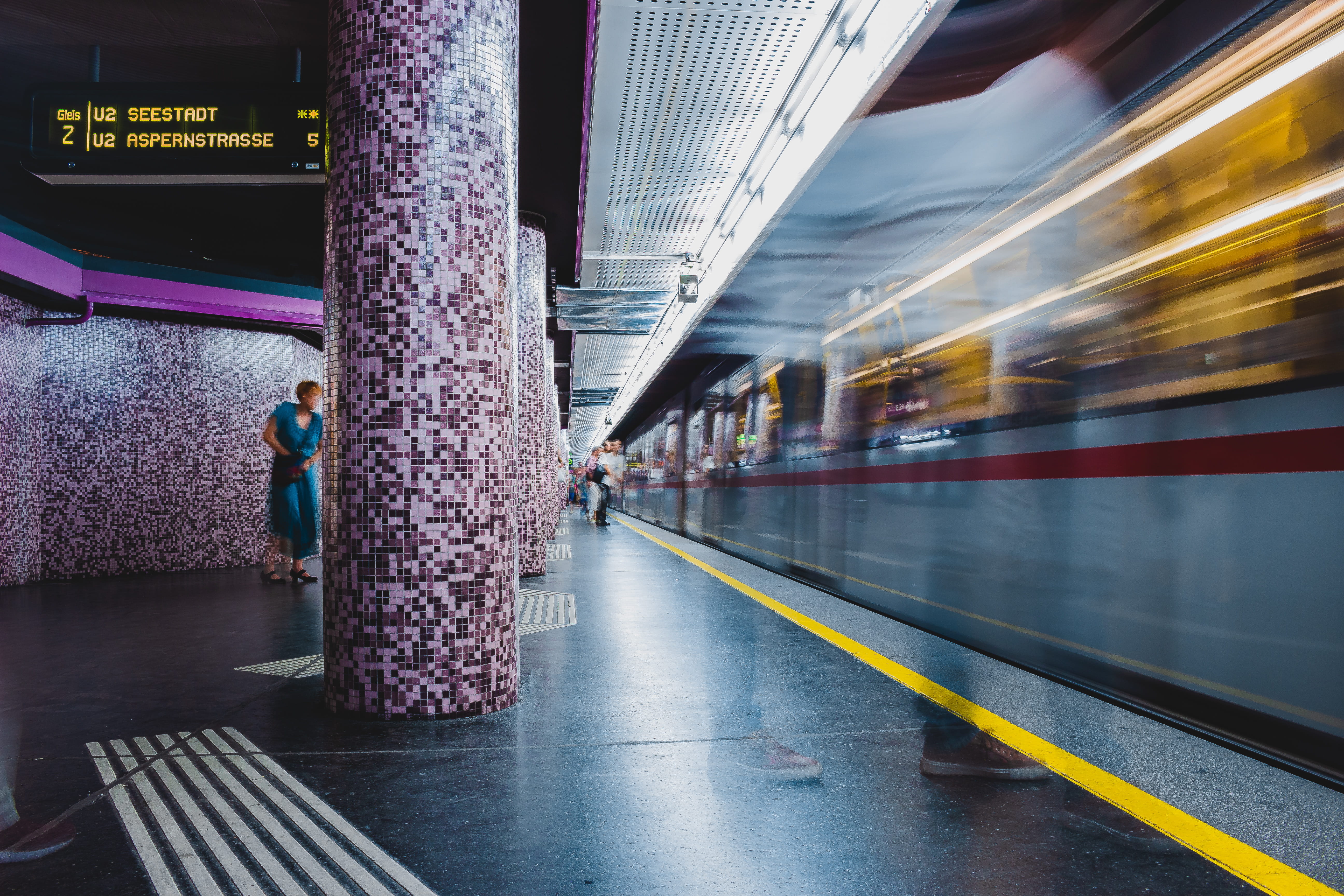 urban Scene, people, subway Station, movement, 5K, passenger, street, transportation, people Traveling, waiting, subway Train, asia, transport, motion, HD Wallpaper
