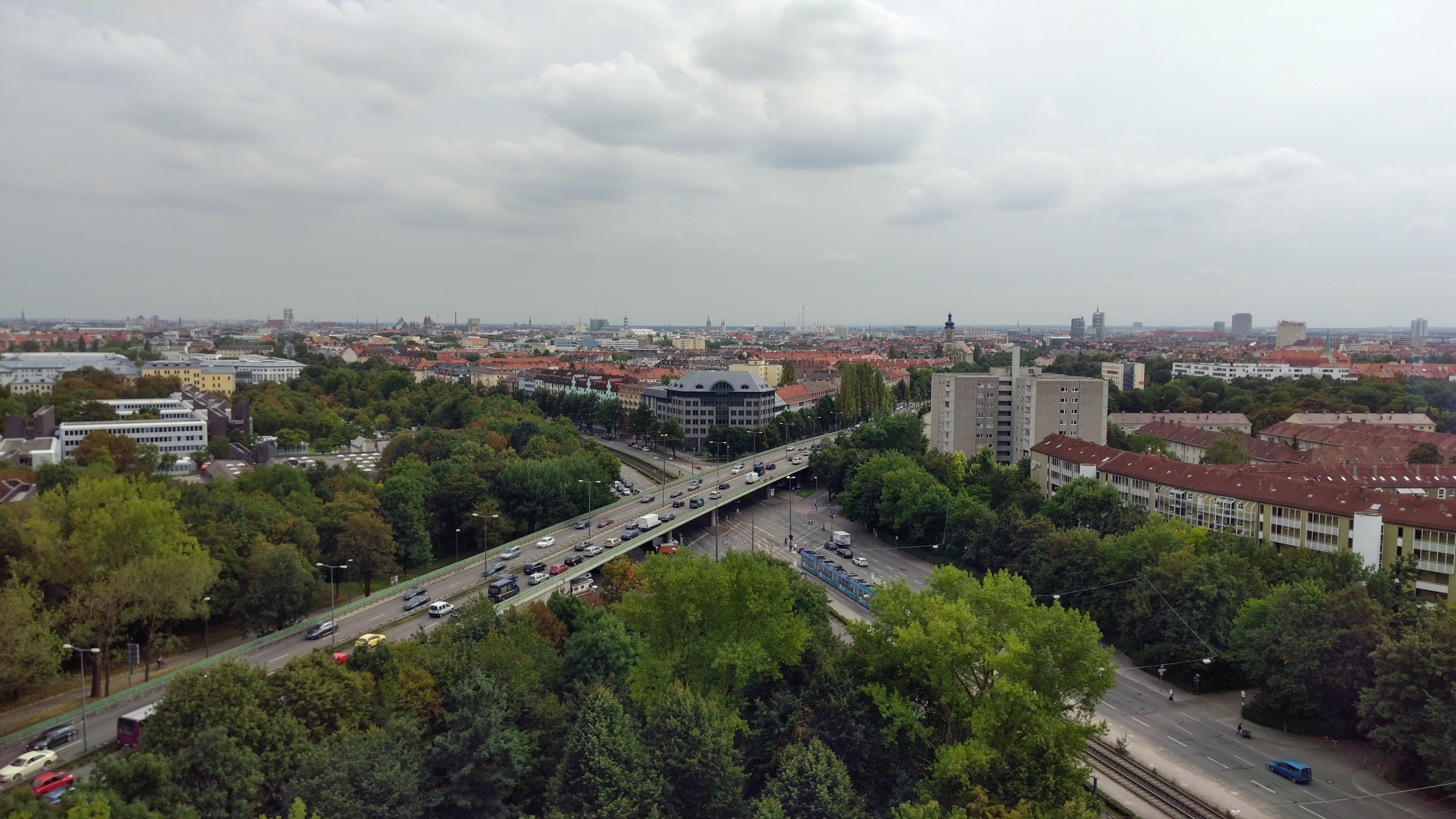 tree, outdoors, Road, built structure, motor vehicle, Skyline, car, multiple lane highway, urban Scene, city, architecture, road, day, nature, Clouds, Jam, HD Wallpaper