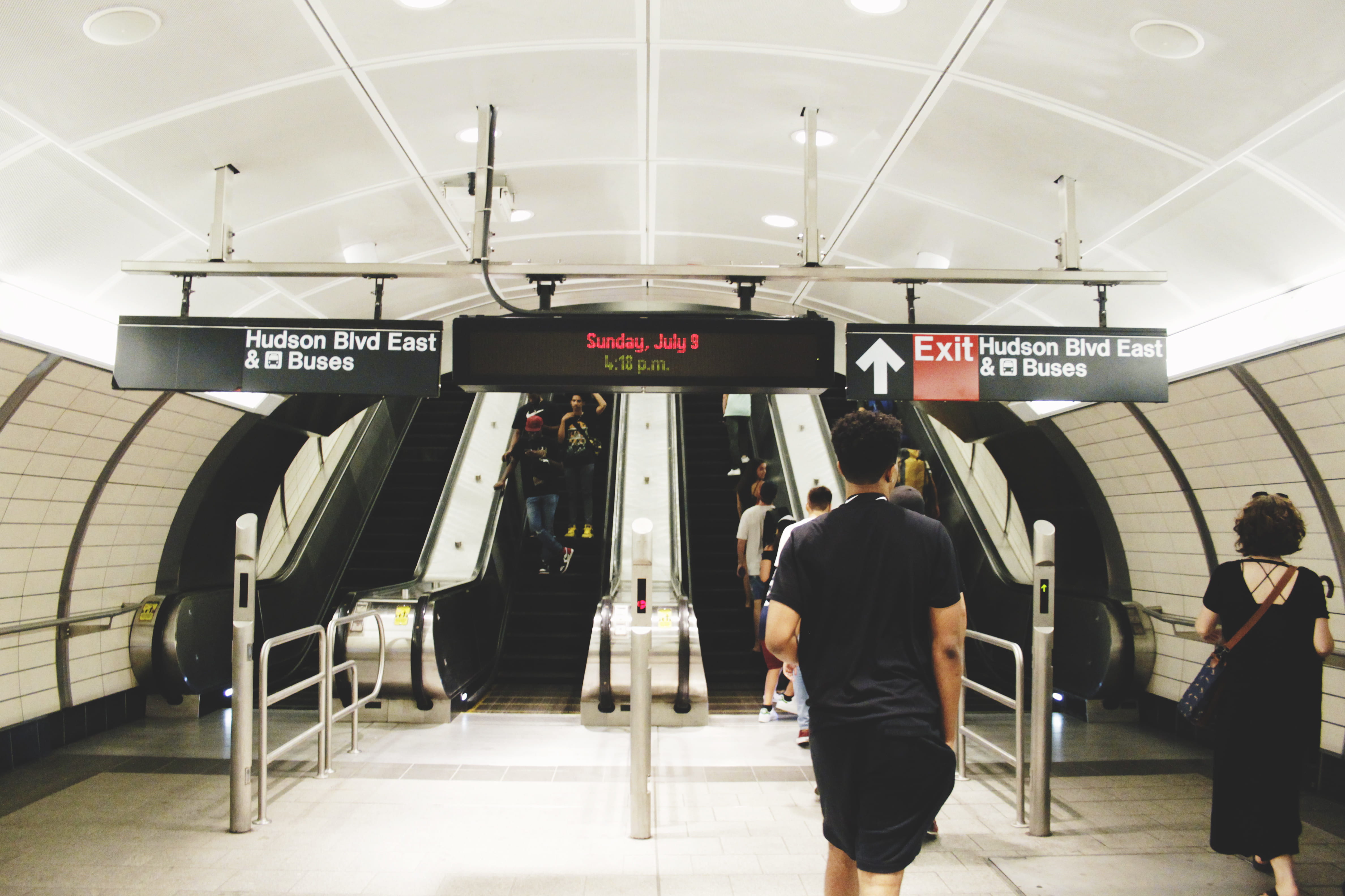 crowd, non-western script, transportation, subway, wearing, communication, underground, subway station, escalator, black, man, station, rear view, men, HD Wallpaper