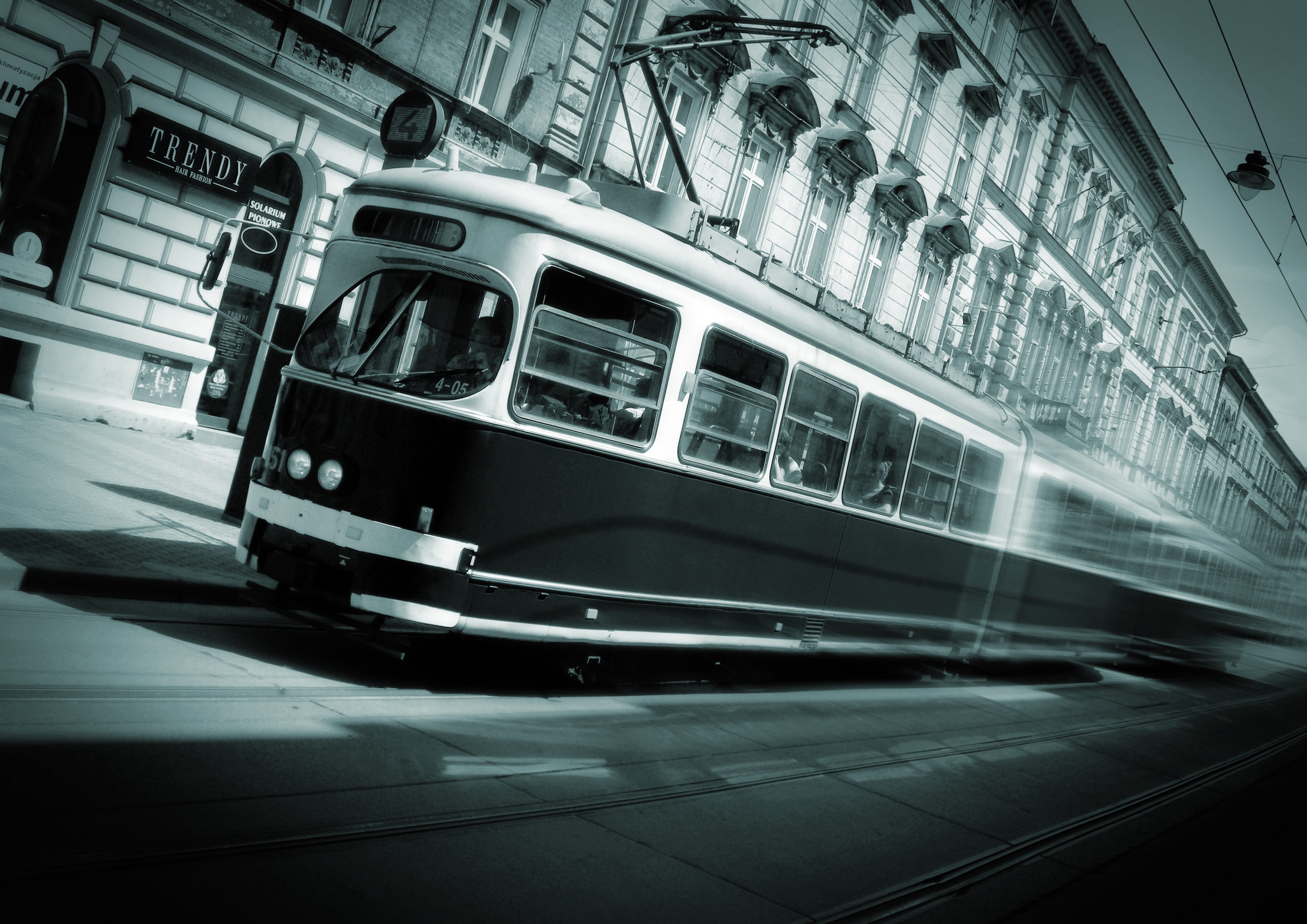 blurred motion, train - vehicle, railroad track, station, land vehicle, on the move, city, rail transportation, cable car, double-decker bus, 4K, public transportation, HD Wallpaper