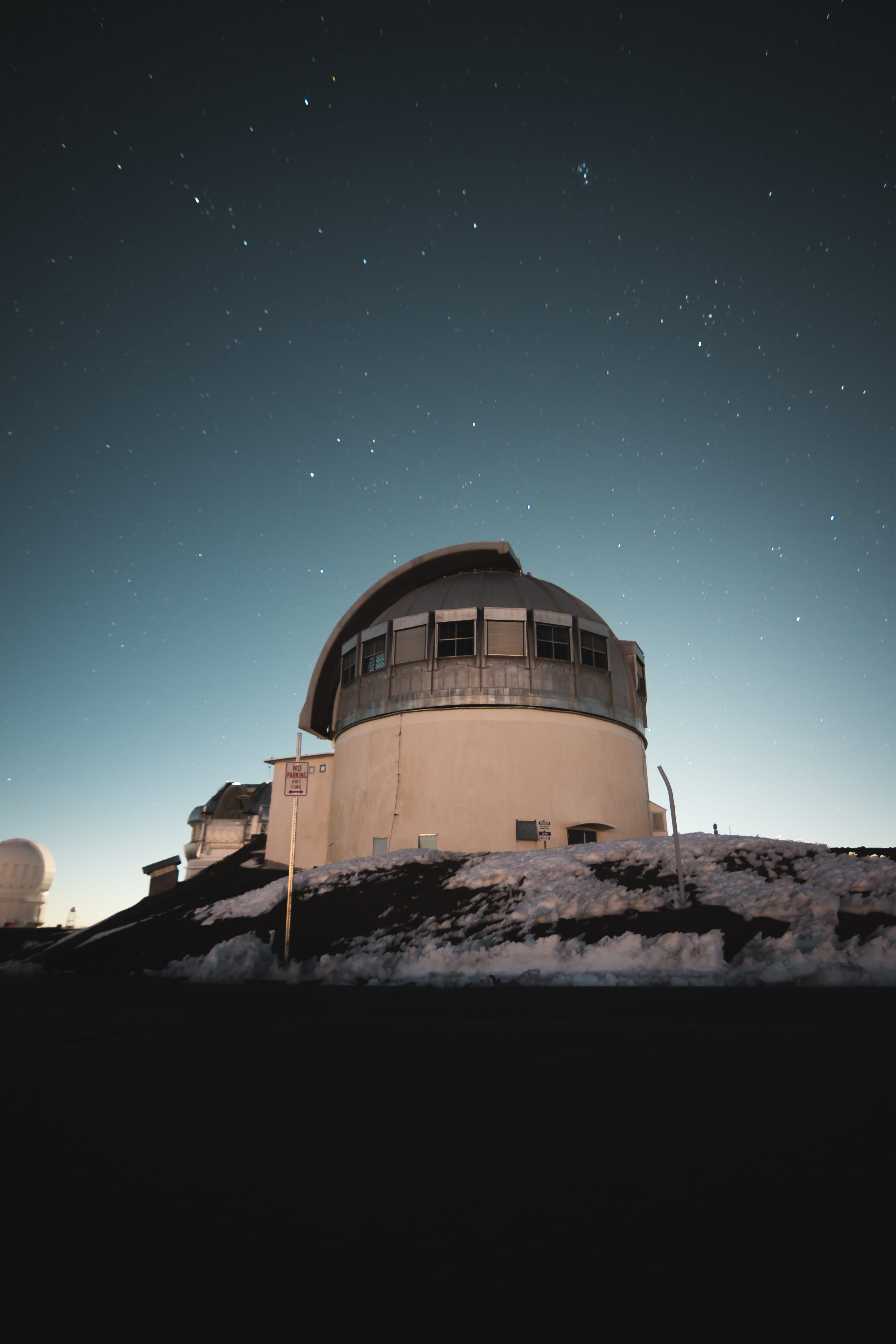 science, sky, no people, star, photography, gray, white, low, constellation, mauna kea, scenics - nature, astronomy, time, low angle view, angle, architecture, Phone HD Wallpaper