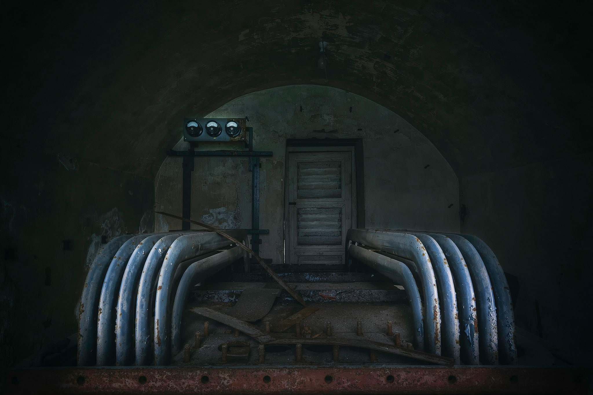 factory, decline, wall, obsolete, no people, deterioration, indoors, industry, pipes, architecture, old, damaged, arch, wheel, 1080P, day, building, run-down, HD Wallpaper
