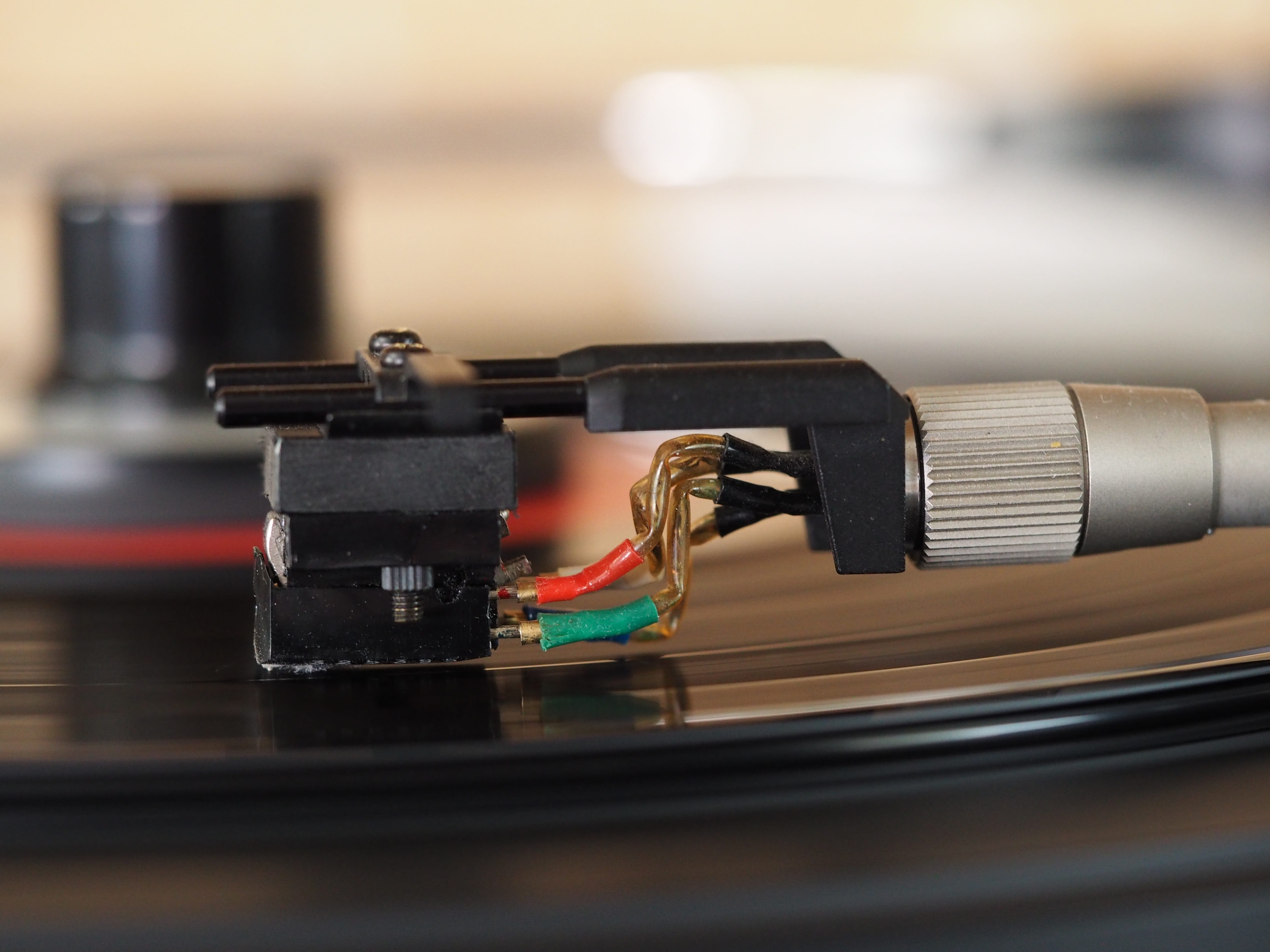 audio equipment, record, 4K, musical instrument, indoors, nostalgia, technology, vinyl record, close-up, motion, arts culture and entertainment, lp, turntable, HD Wallpaper