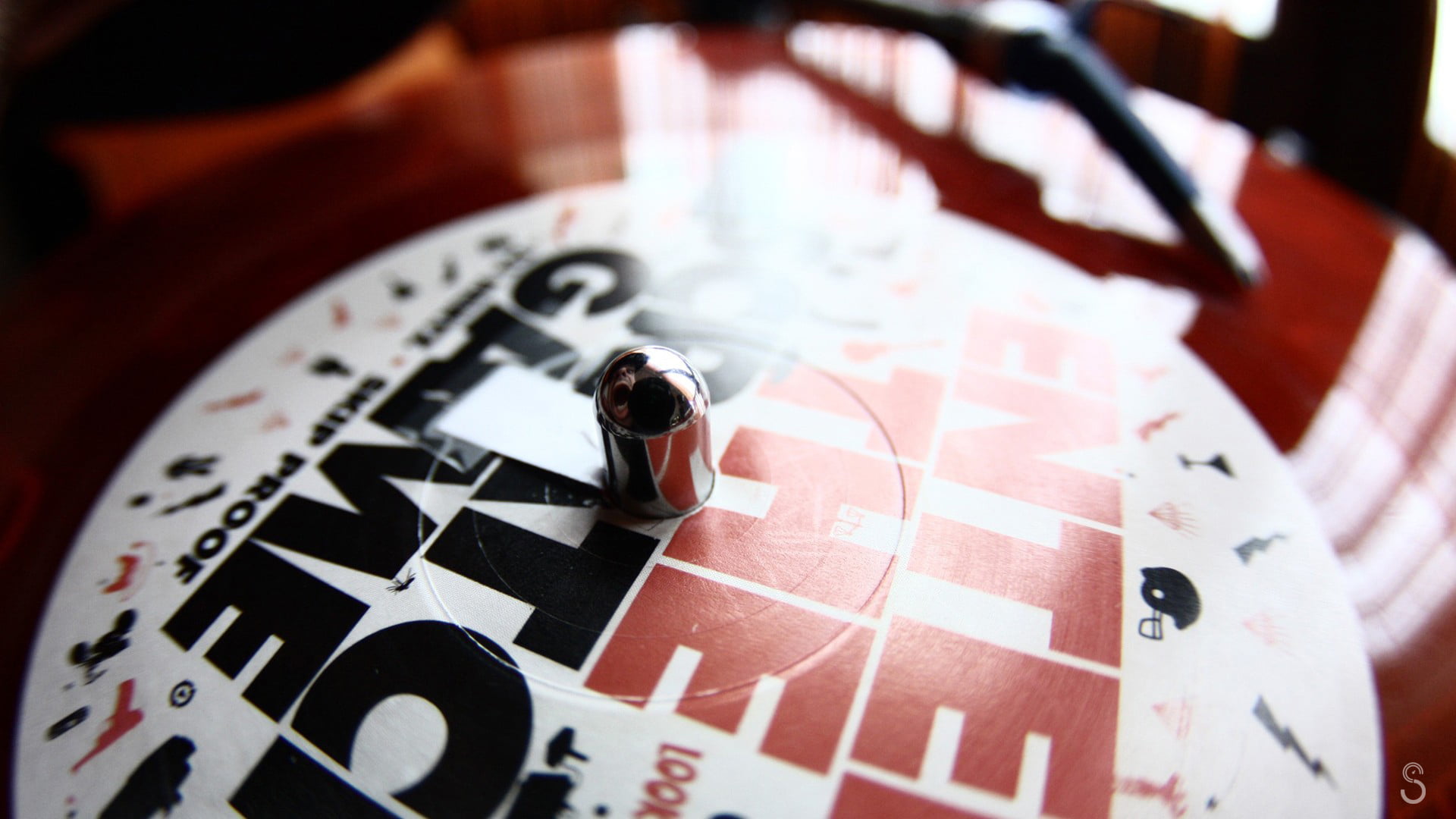 arts culture and entertainment, game, selective focus, music, gambling, table, number, board game, vinyl, leisure activity, luck, relaxation, opportunity, HD Wallpaper