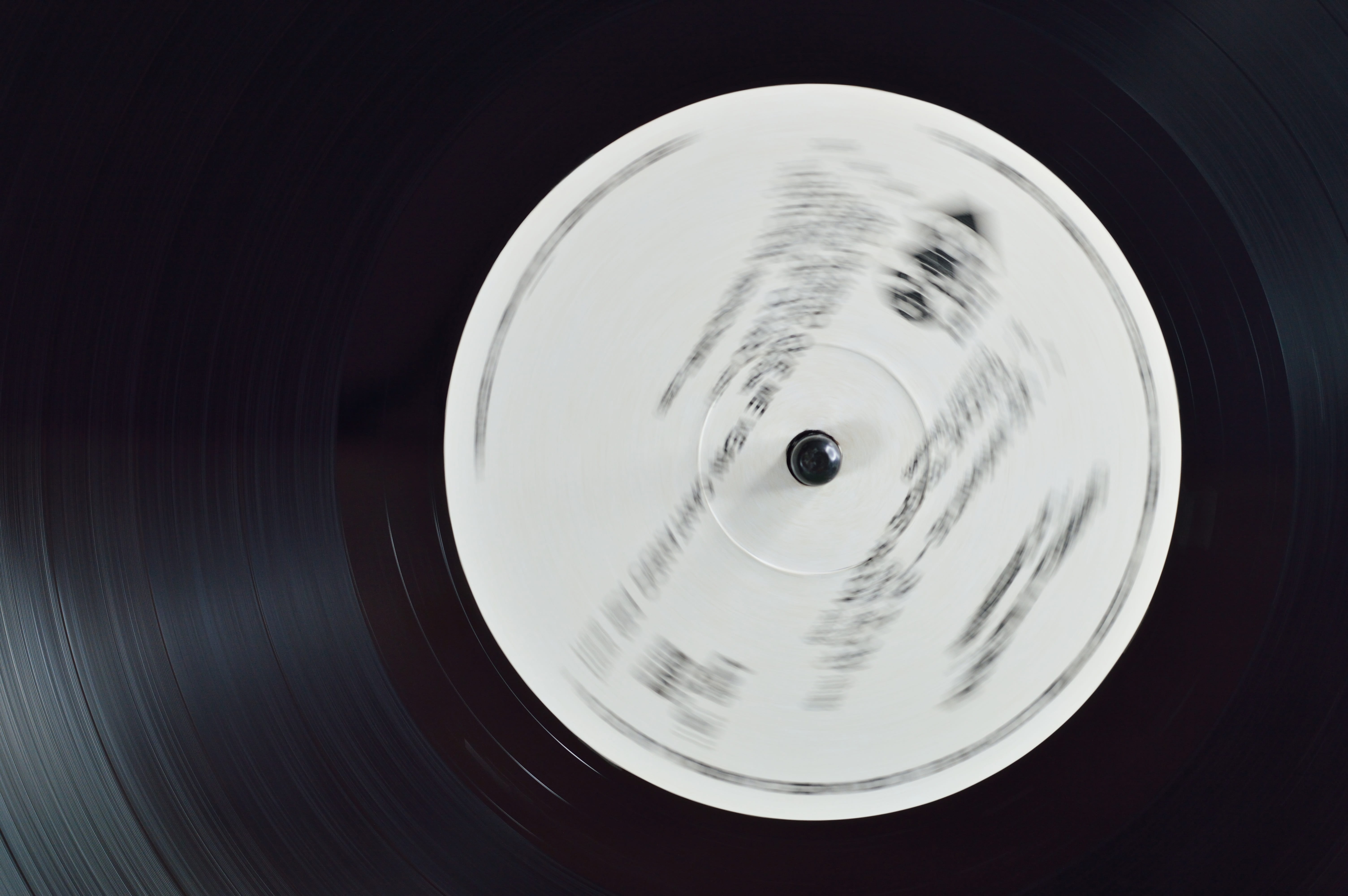 retro styled, arts culture and entertainment, sound, white, record, song, recording, shape, black, turntable, no people, audio equipment, disk, black background, HD Wallpaper
