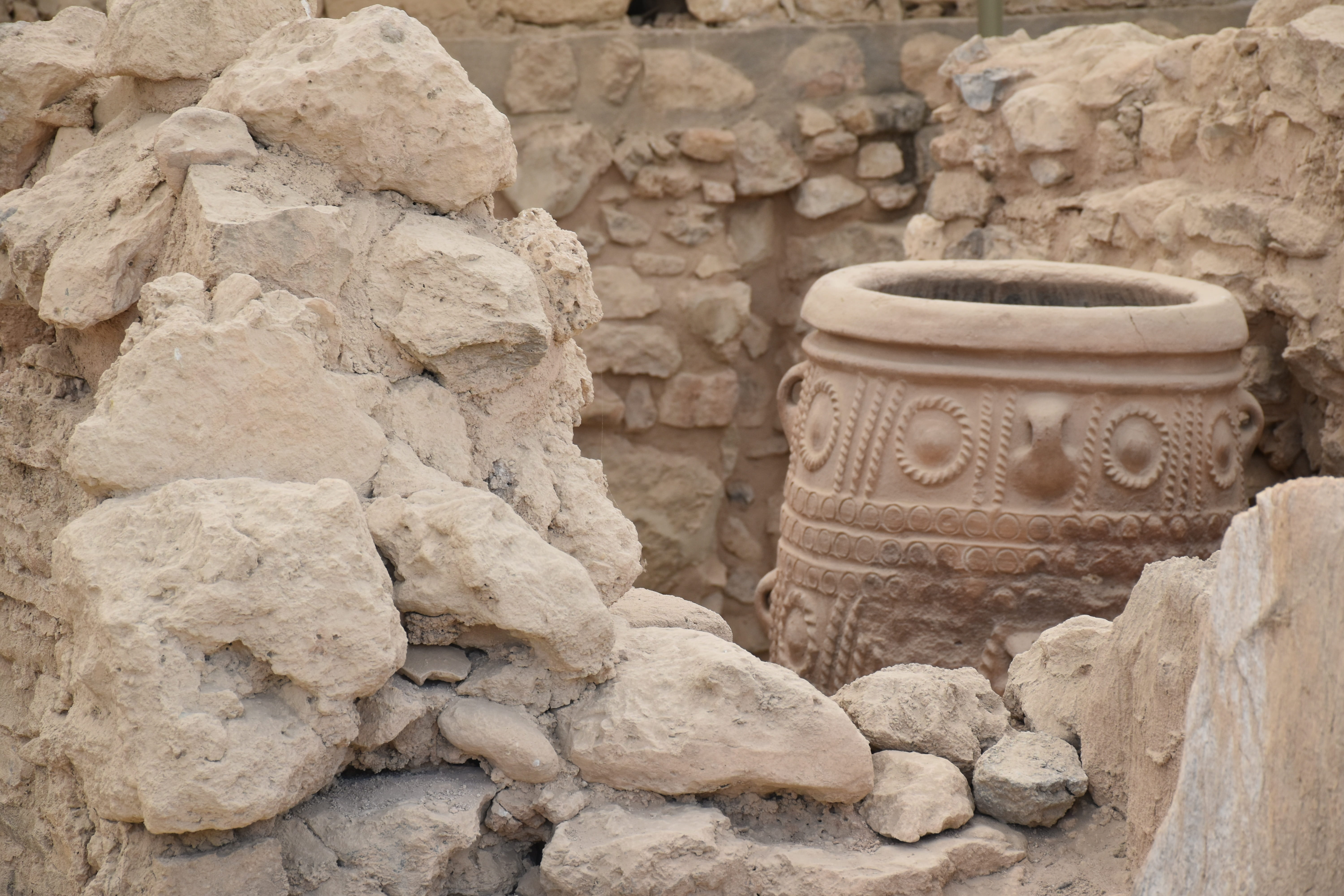 5K, architecture, belief, stone material, amphora, place of worship, crete, ancient civilization, antiquity, religion, outdoors, ancient, ruin, craft, HD Wallpaper