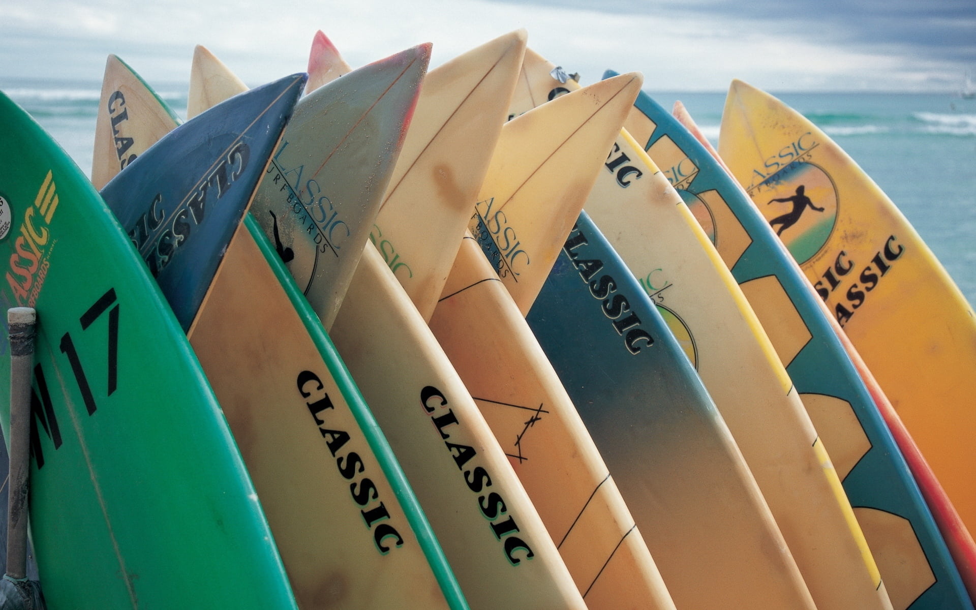 lot, western script, nature, paper, sport, water, surfing, side by side, large group of objects, communication, no People, extreme, outdoors, yellow, 1080P, HD Wallpaper