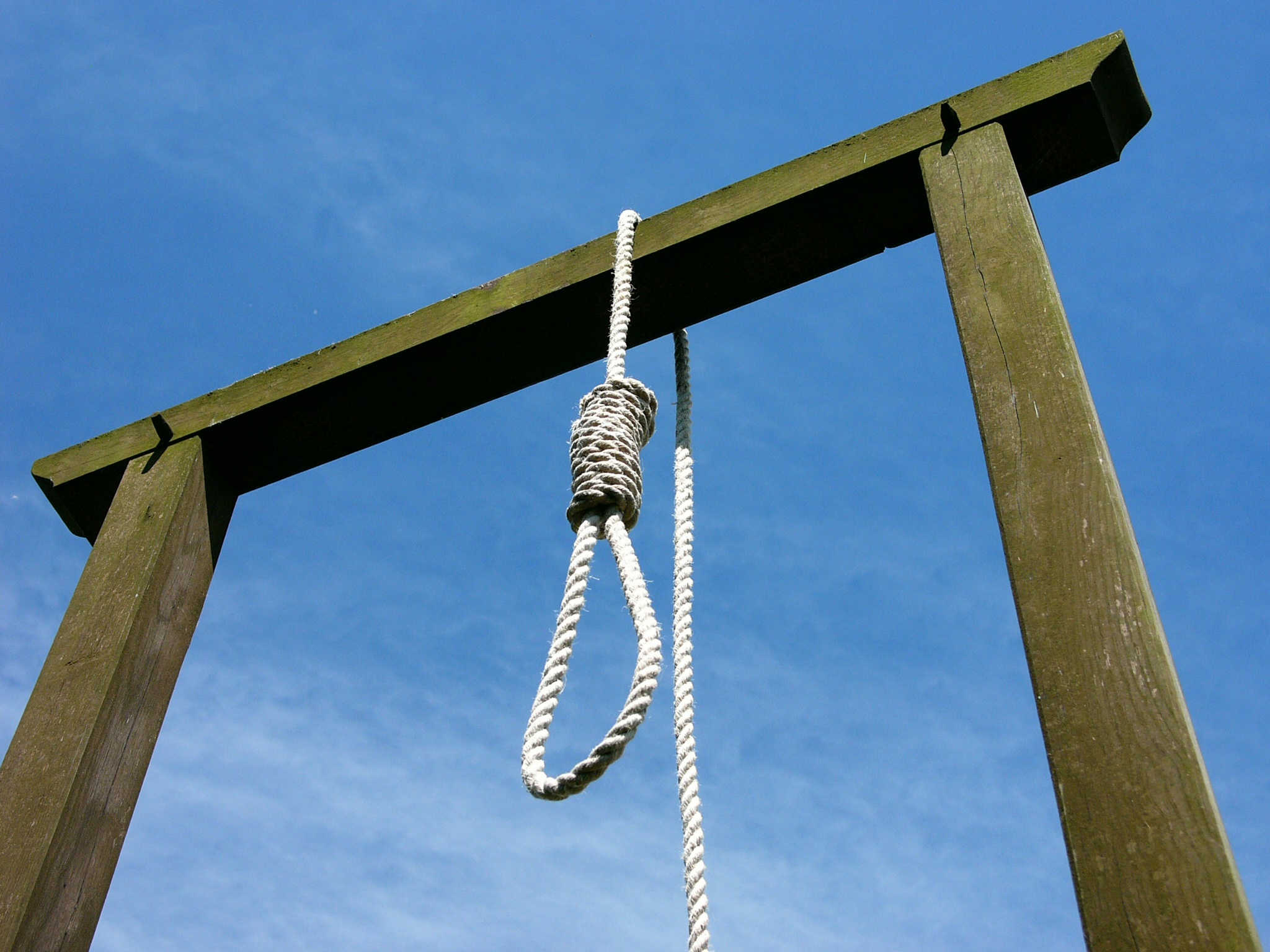 outdoors, architecture, low angle view, lighting equipment, hanging, no people, rope, built structure, pole, blue sky, sky, metal, clear sky, wooden frame, HD Wallpaper