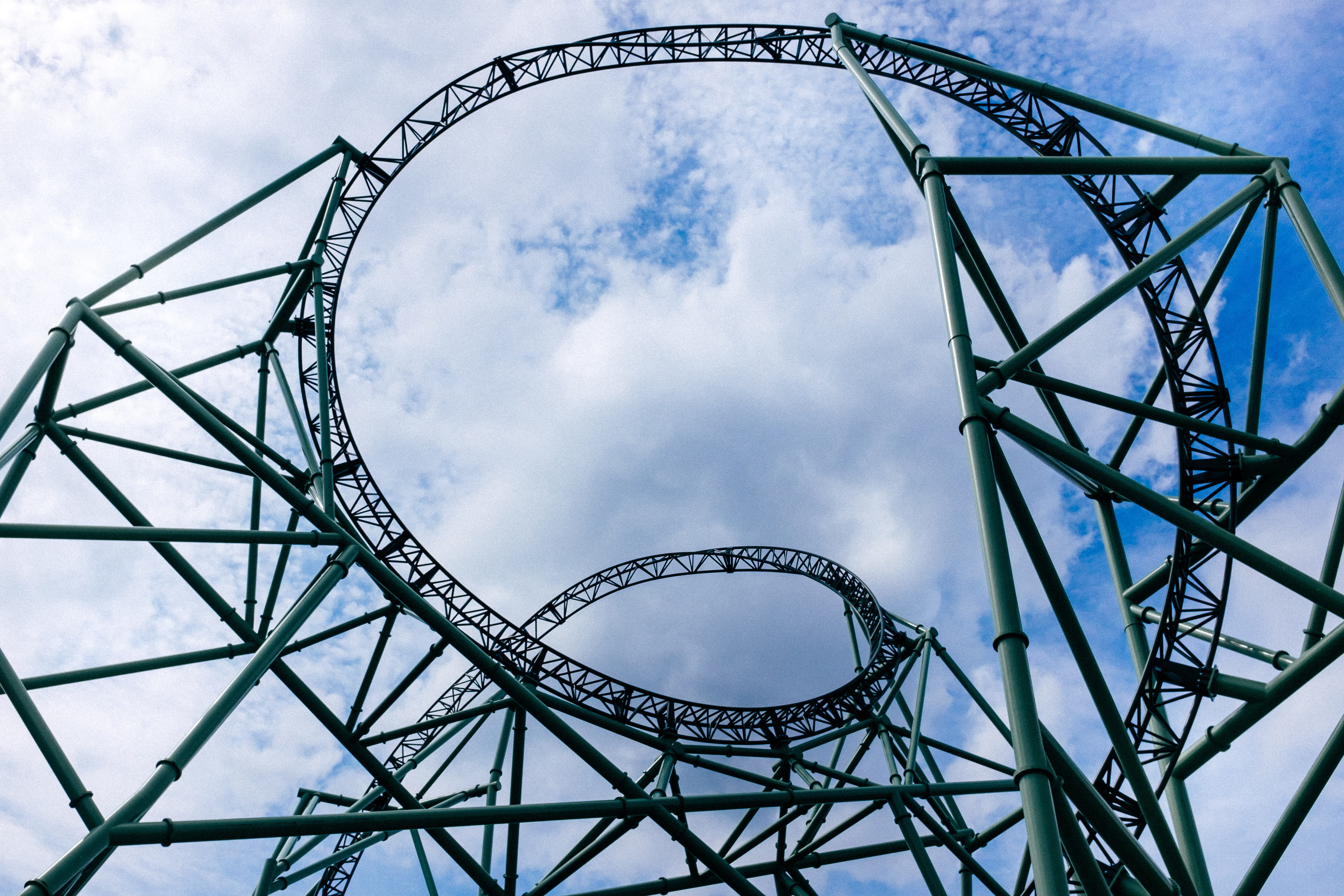 alloy, shape, no people, day, background, steel, fear, sky, adventure, architecture, arts culture and entertainment, speed, rollercoaster, fun, extreme, HD Wallpaper
