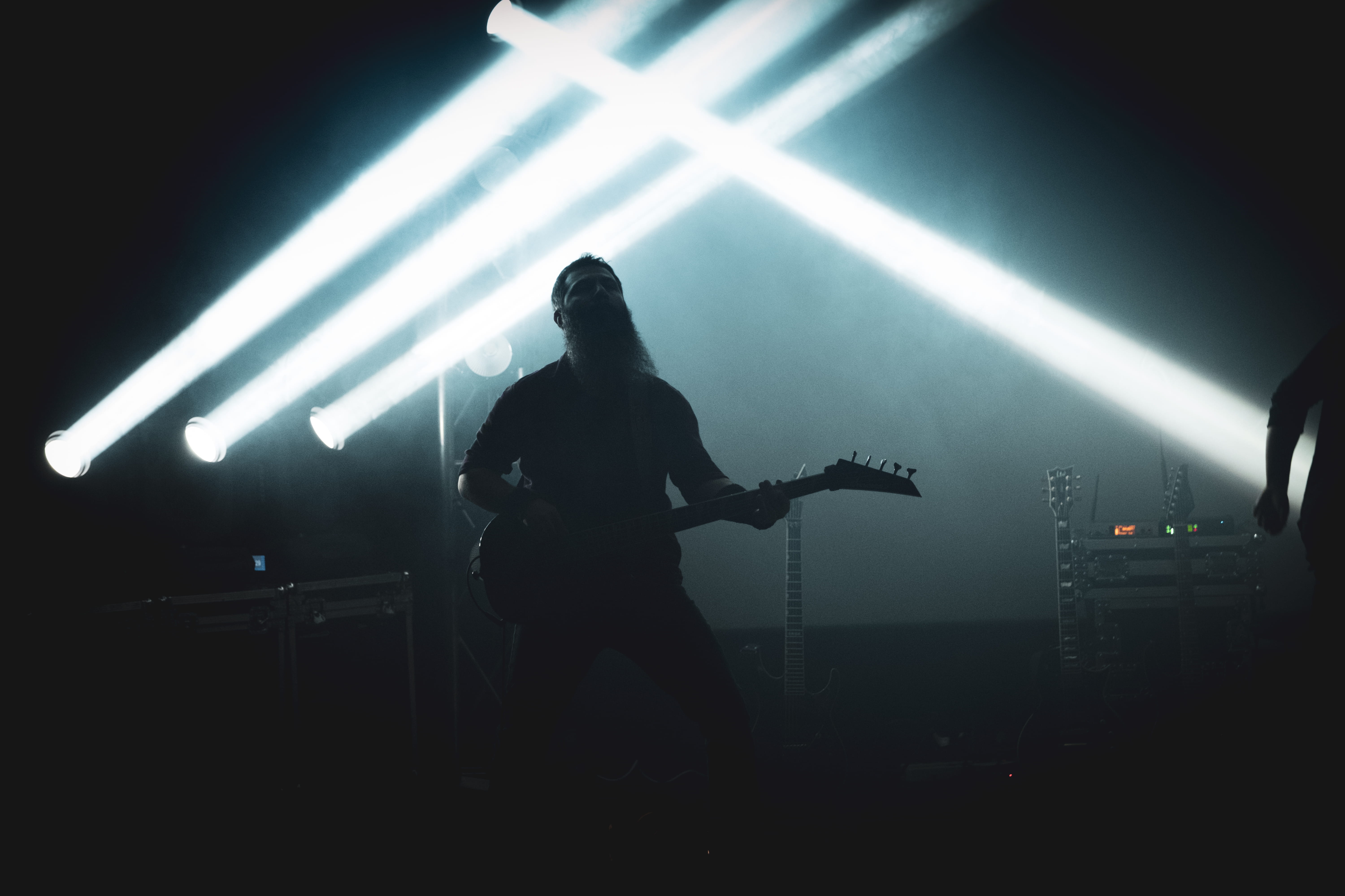 light, stage, light - natural phenomenon, playing, guitar, dark, concert night, bass, musical equipment, bassist, bass guitar, stage - performance space, HD Wallpaper