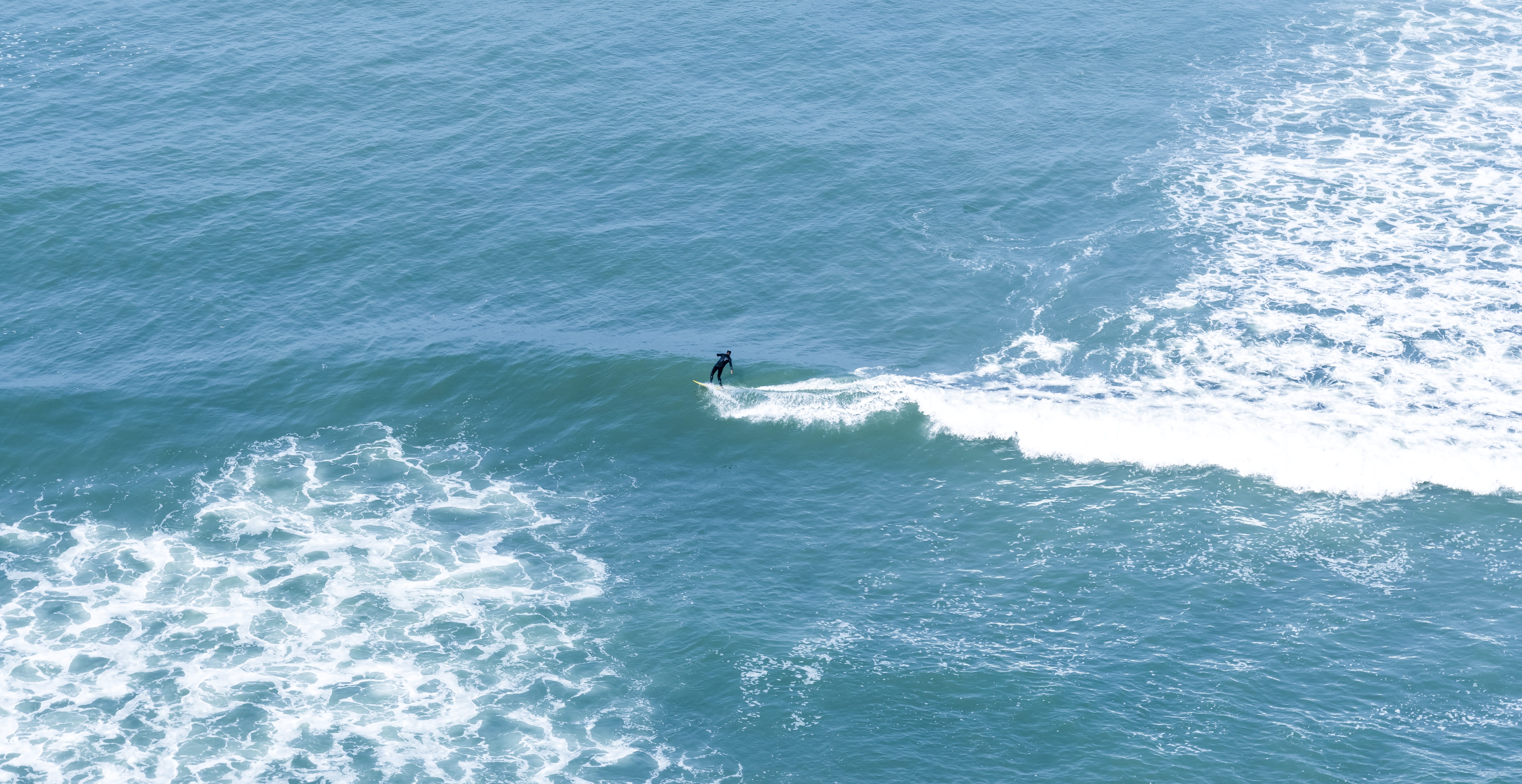 waterfront, body, motion, water, man, high angle view, sport, day, ocean, 5K, aquatic sport, radical, summer, board, scenics - nature, beauty in nature, HD Wallpaper