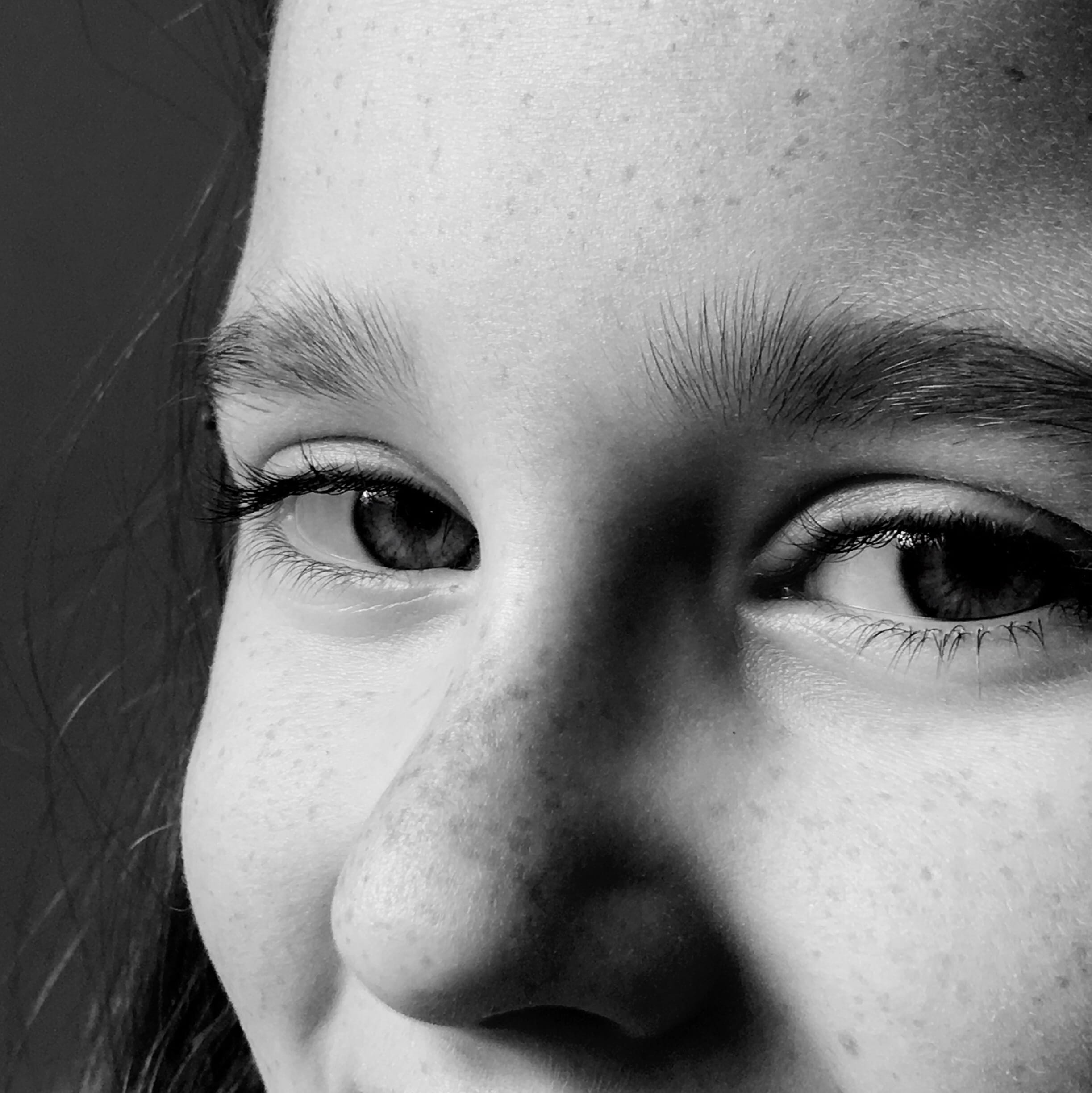 young, little, smile, body part, looking at camera, eyeball, joy, person, people, Face, lifestyle, eyelash, Girl, cheerful, human eye, women, white, eyebrow, Phone HD Wallpaper