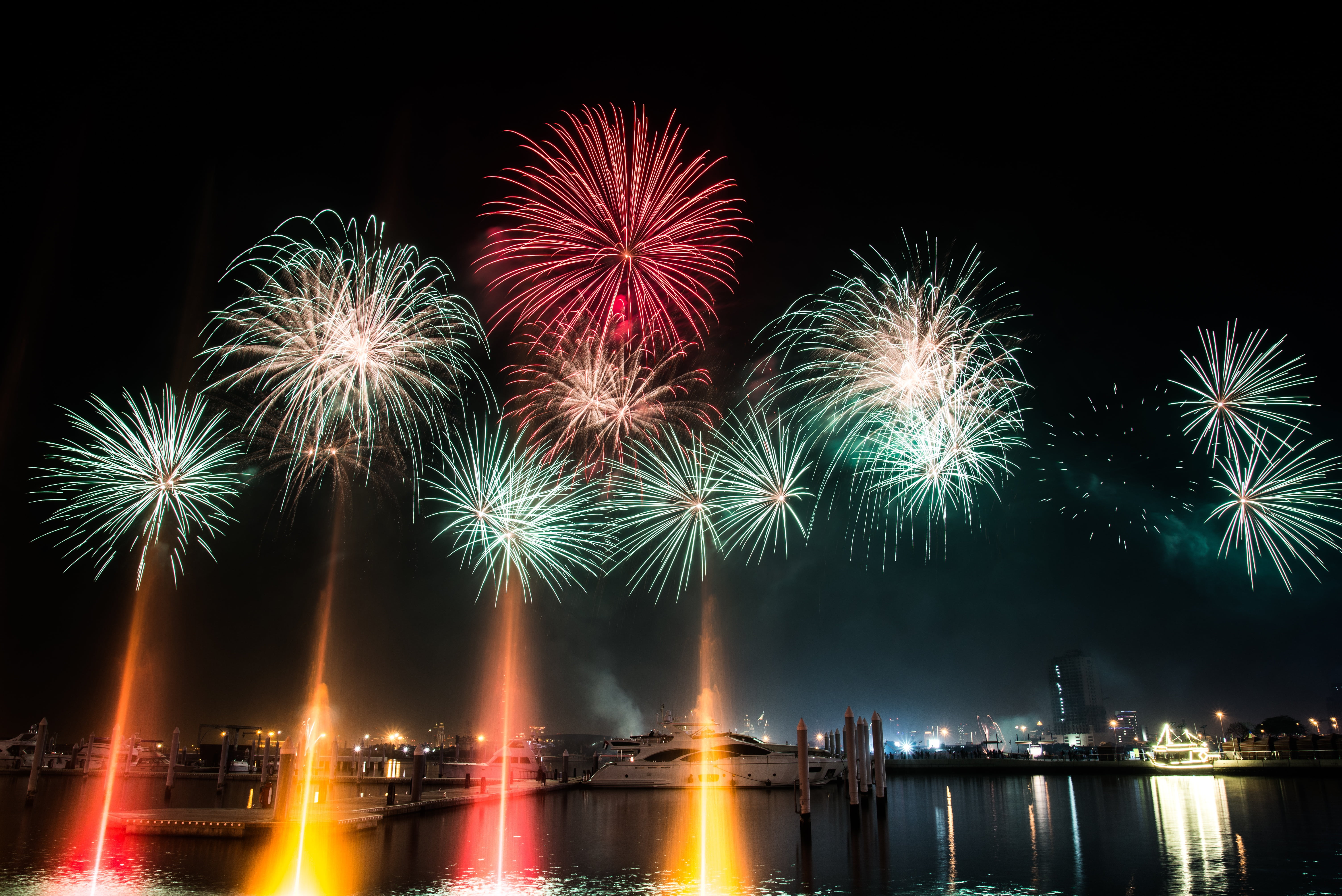 new years eve, architecture, marina, firecrackers, sky, building exterior, dubai, city, boat, nature, firework display, firework, night, water, fireworks, HD Wallpaper