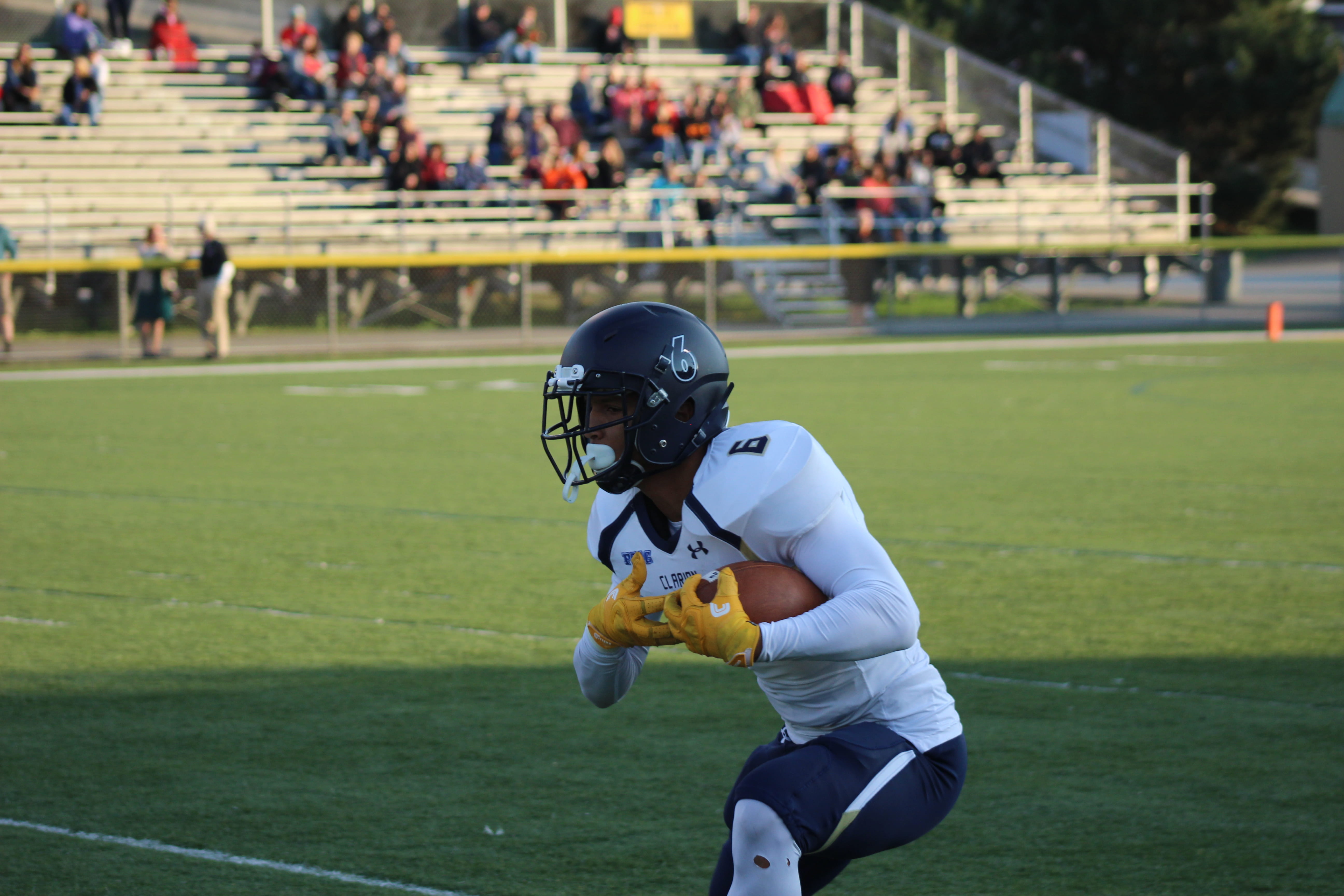 outdoors, blurred background, teenager, clothing, outfit, sports equipment, competition, helmet, playing, action, american football field, uniform, adolescence, HD Wallpaper
