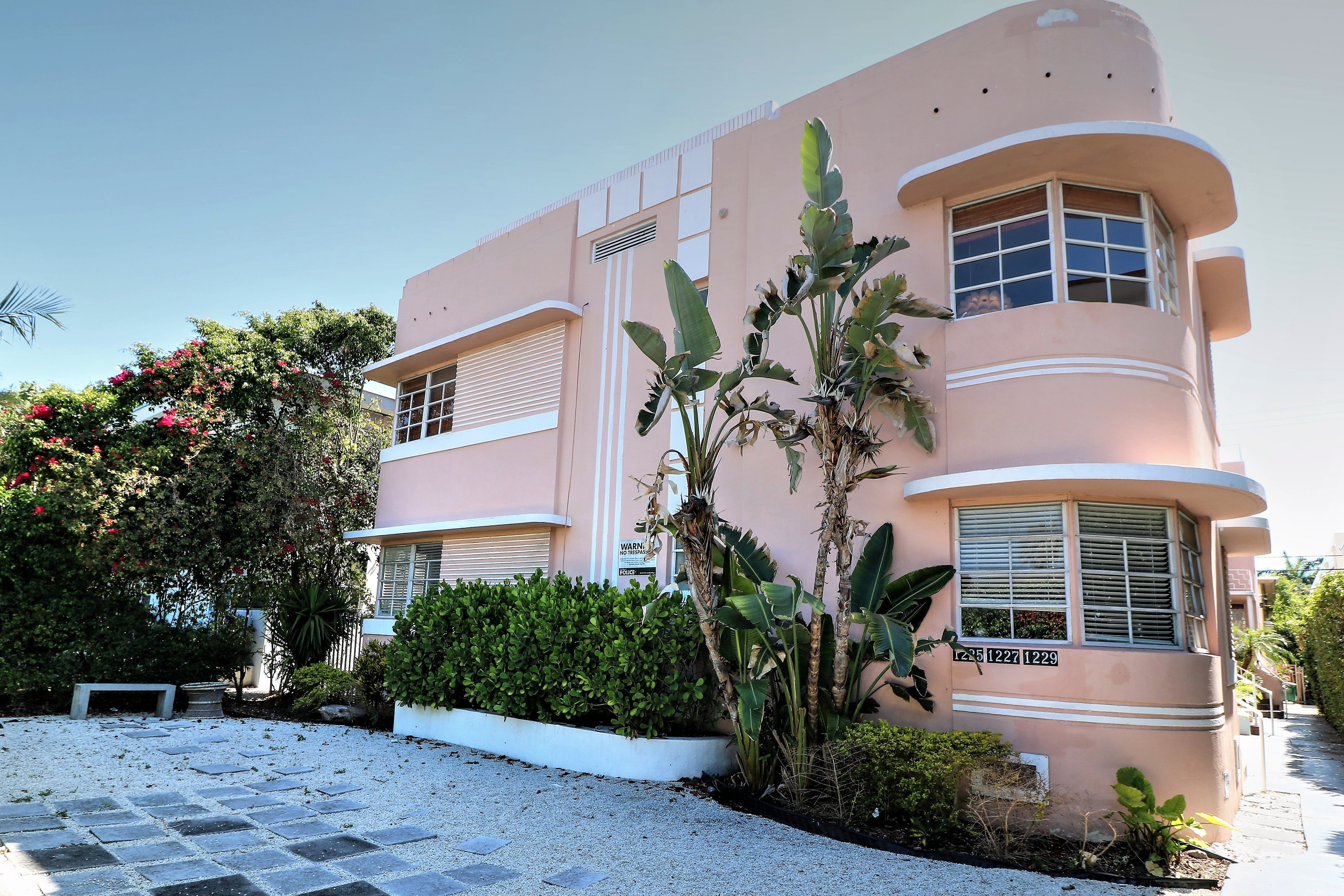 south, art deco, 4K, florida, building, house, apartment, city, clear sky, summer, residential district, window, architecture, miami beach, low angle view, HD Wallpaper