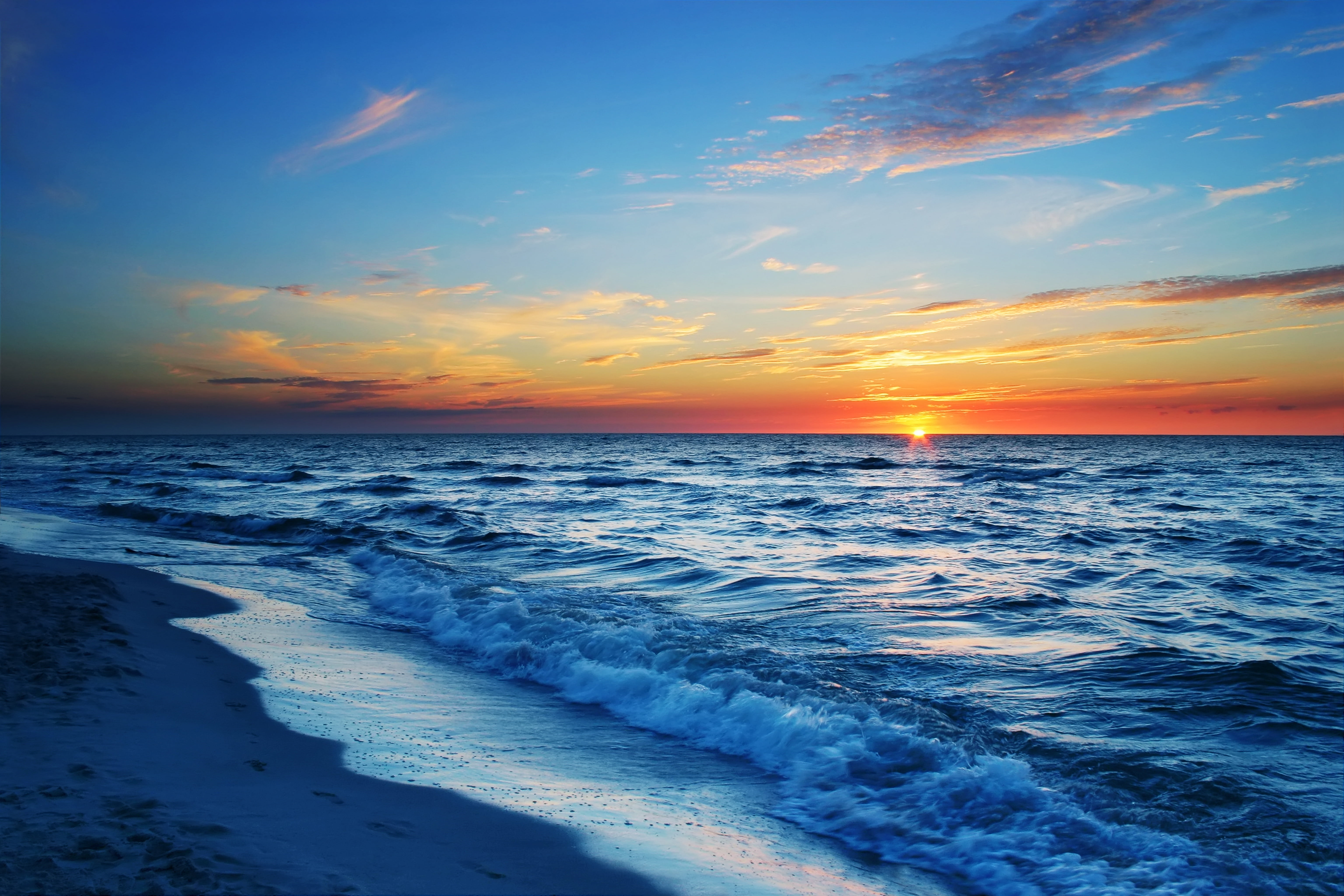 horizon, tranquility, evening, sand, outdoors, dawn, sunlight, tropical Climate, sea, orange Color, orange, vacations, idyllic, cloudscape, seascape, aquatic sport, HD Wallpaper